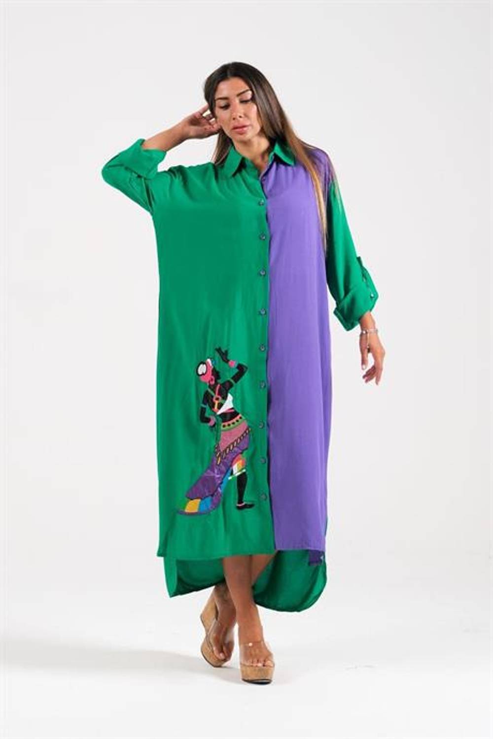 Markano Yeşil Mor Garnili Eteği Kadın Figürü Nakışlı Uzun Gömlek Elbise