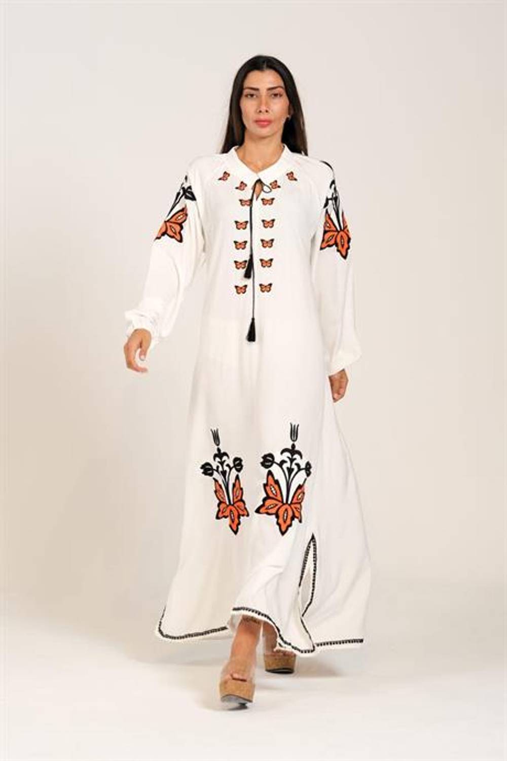 Markano  Beyaz Sıfır Yaka Balon Kollu Otantik Nakışlı Uzun Elbise