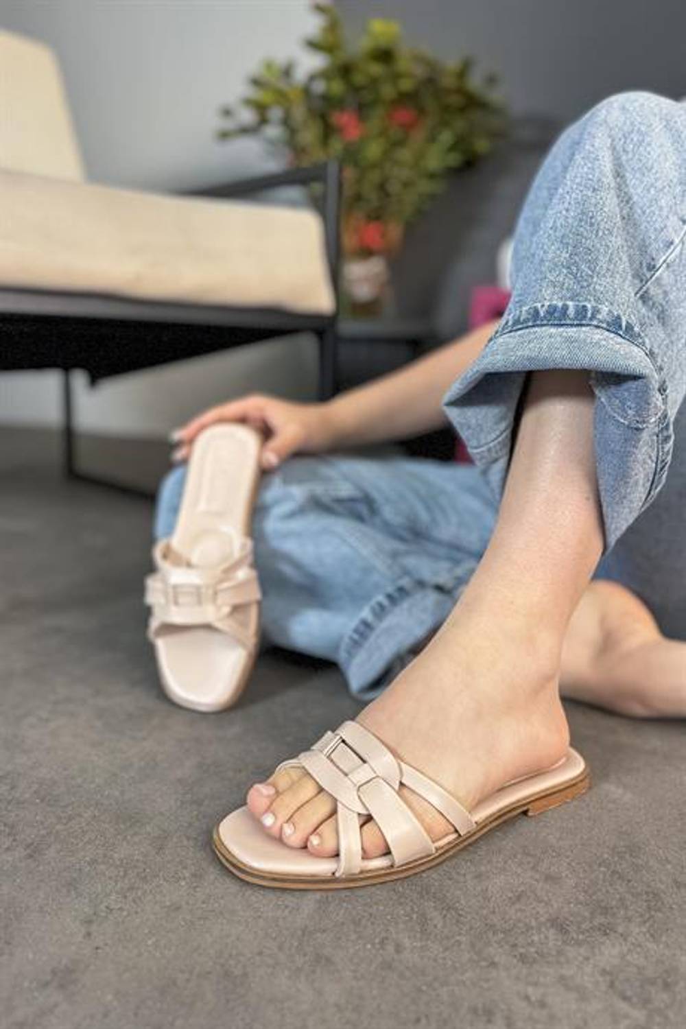 Markano Patrick Bej Düğüm Cilt Detaylı Kadın Terlik