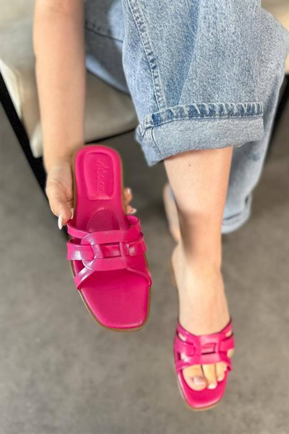 Markano Patrick Fuşya Düğüm Cilt Detaylı Kadın Terlik
