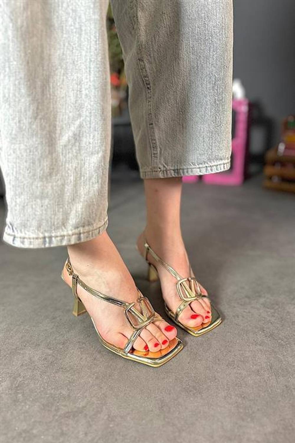 Markano Vells Gold Rugan Tokalı Kadın Topuklu Ayakkabı