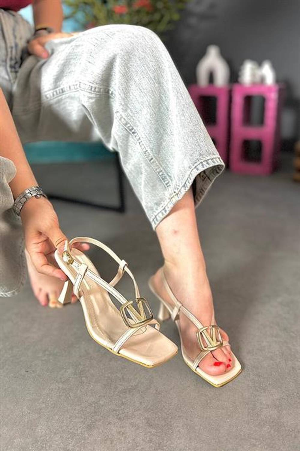 Markano Vells Bej Rugan Tokalı Kadın Topuklu Ayakkabı