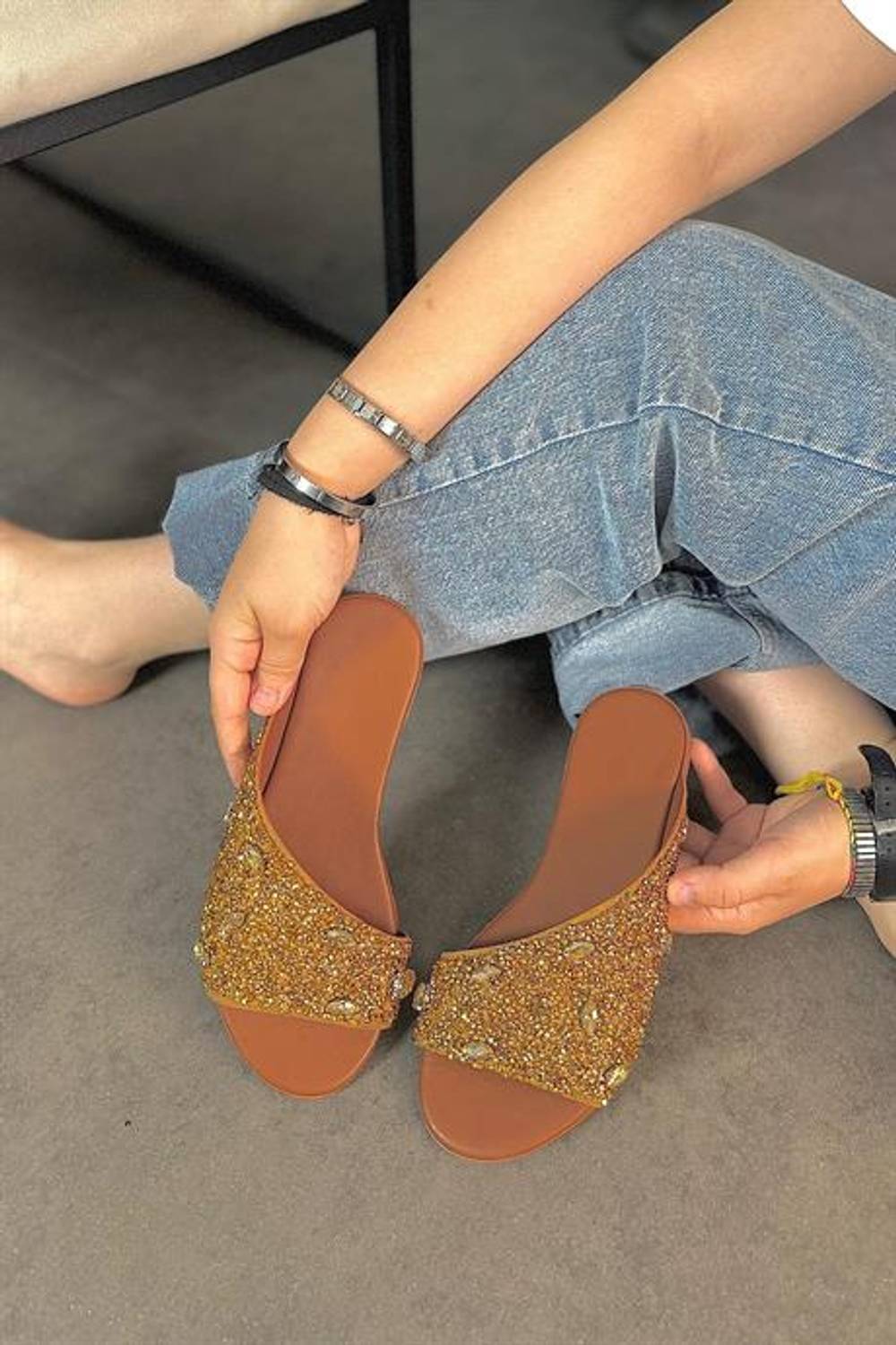 Markano Rex Gold Sim Taş Detaylı Kadın Terlik