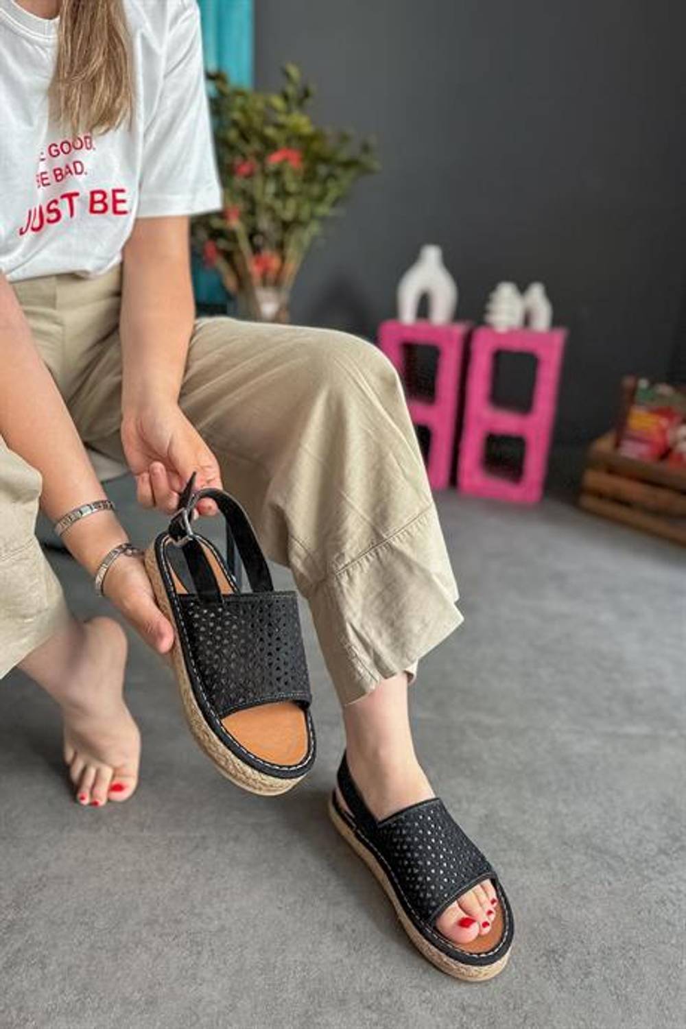 Markano Merin Siyah Biyeli Kadın Sandalet