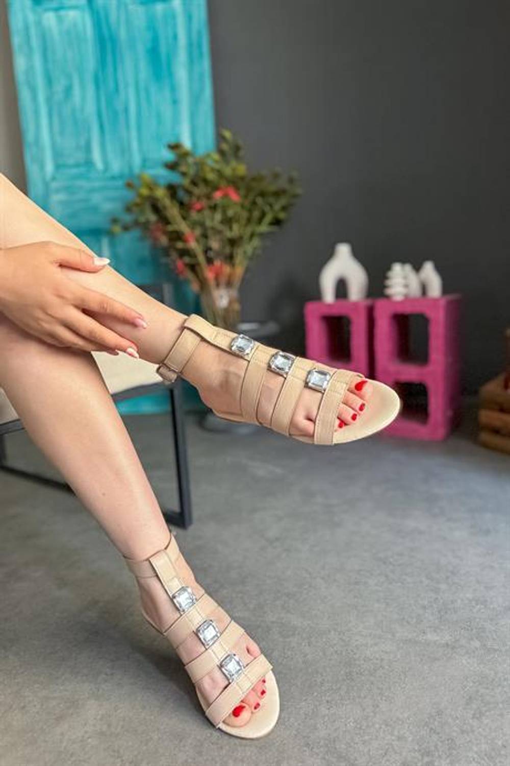 Markano Minta Bej Kafes Taş Detaylı Kadın Sandalet