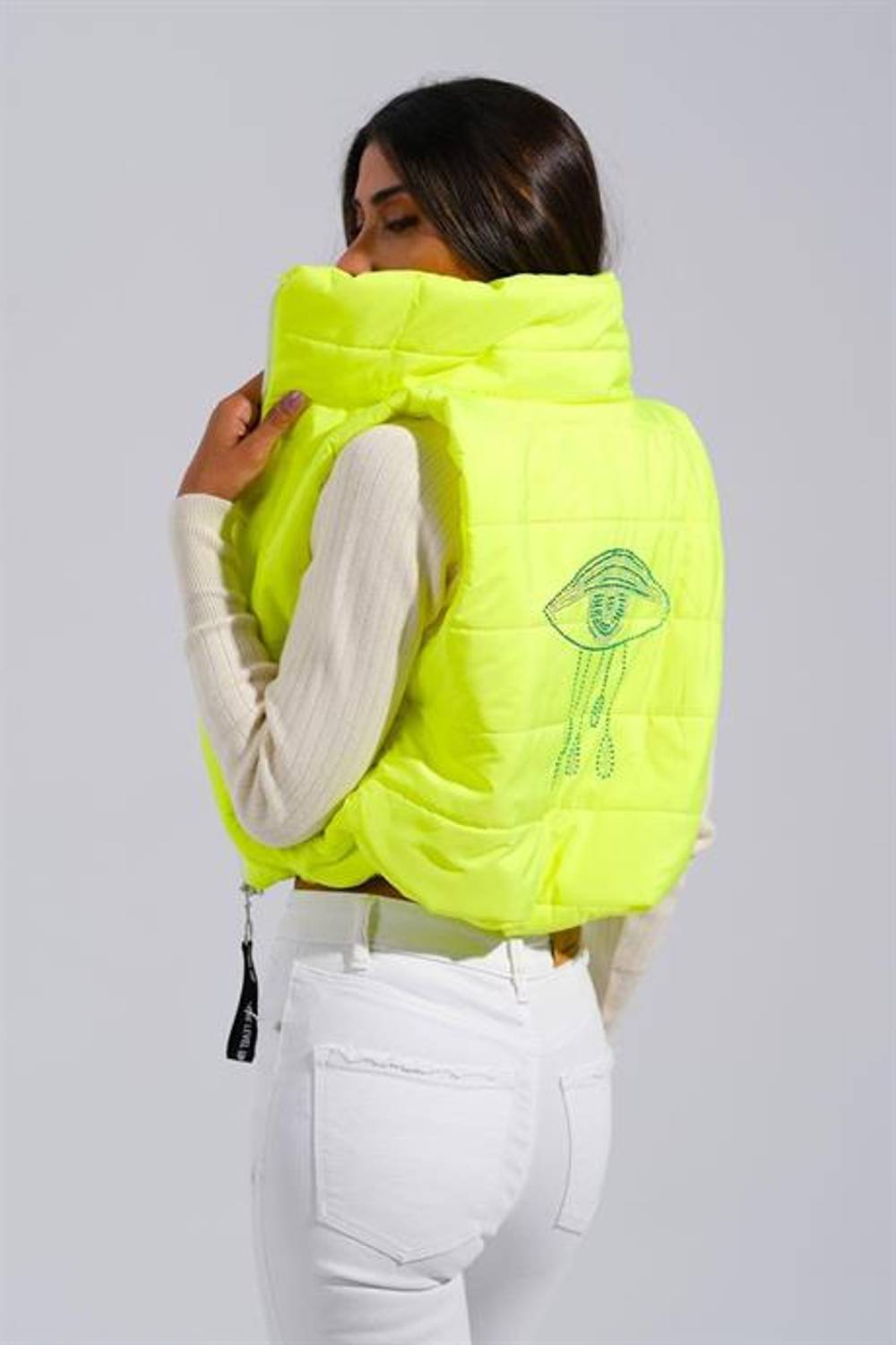 Markano Neon Yeşil Sırtı Taş İşlemeli Dik Yaka Kısa Şişme Yelek
