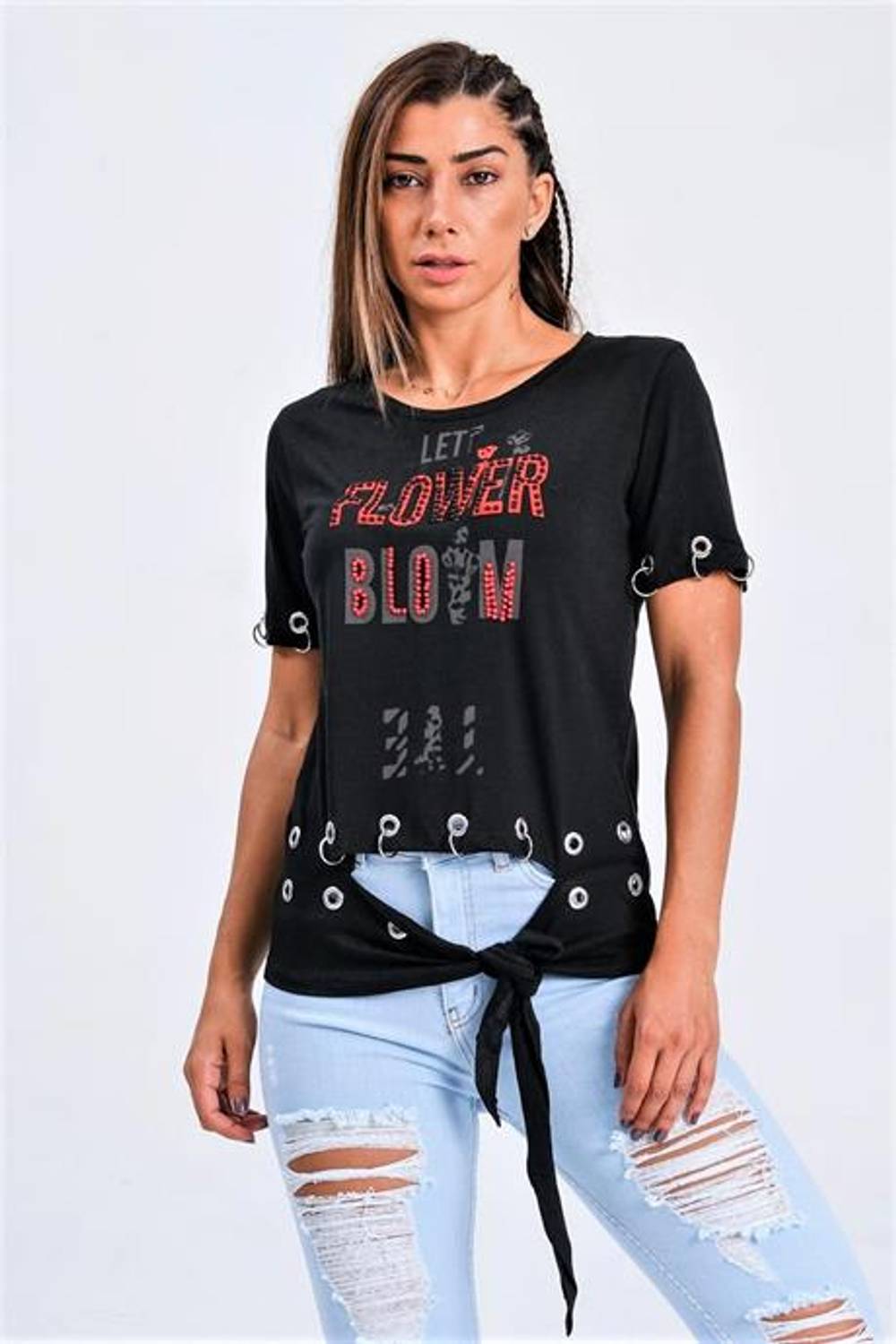 Markano Siyah Kuş Gözü Detaylı Önden Bağlamalı Yazılı Taşlı T-Shirt