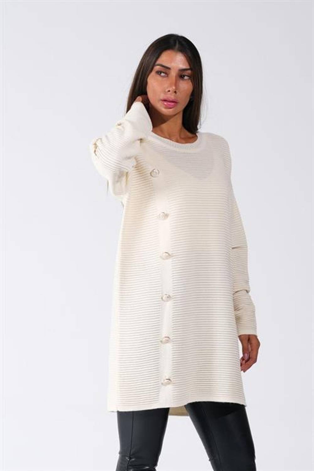 Markano Beyaz Bisiklet Yaka Fitilli Düğme Detaylı Triko Kazak 