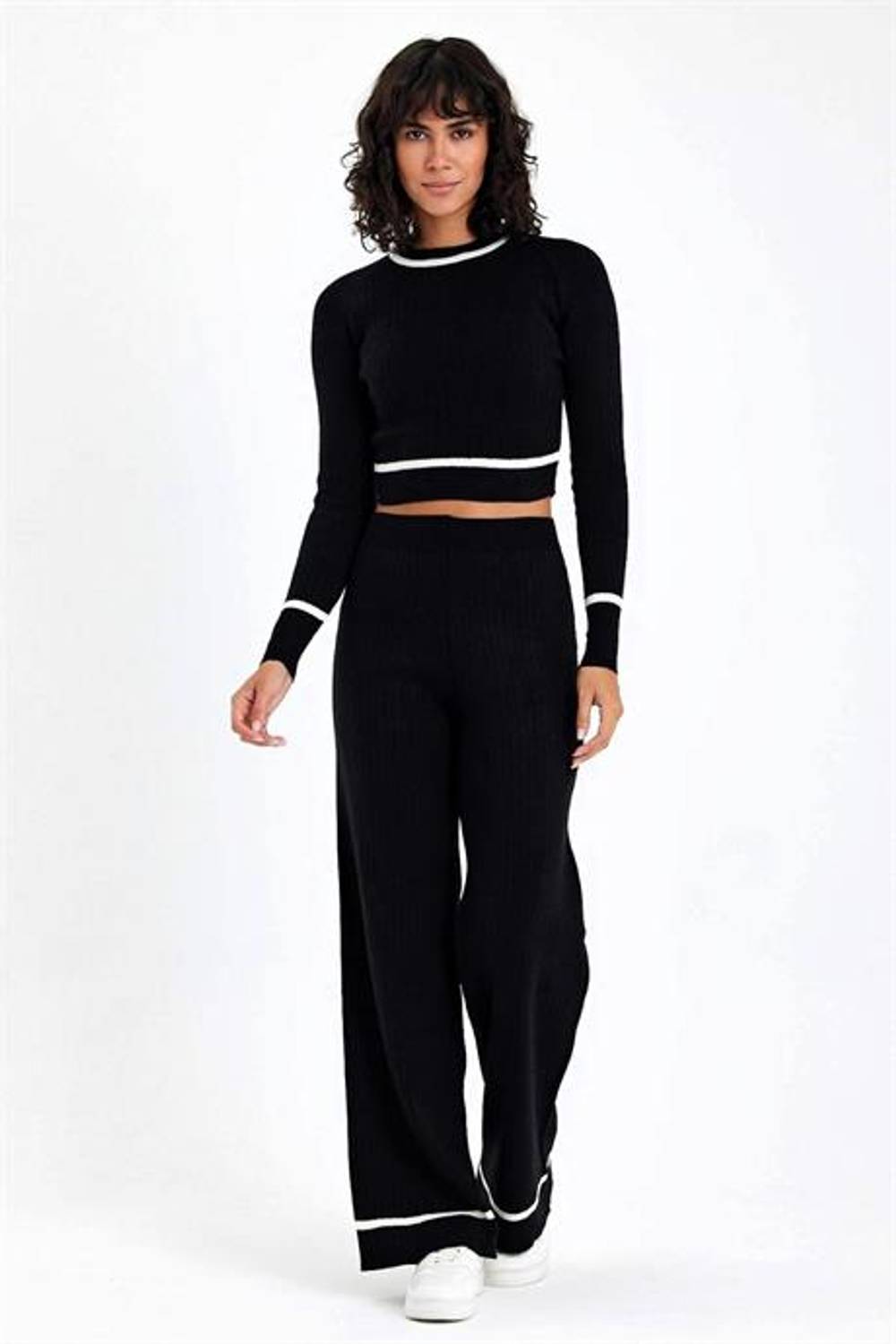 Markano Siyah Çizgi Detaylı Crop Kazak Pantolon İkili Triko Alt Üst Takım