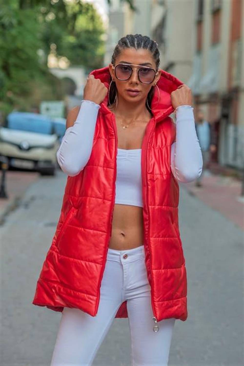 Markano Kırmızı Kapüşonlu Kolsuz Cepli Şişme Yelek