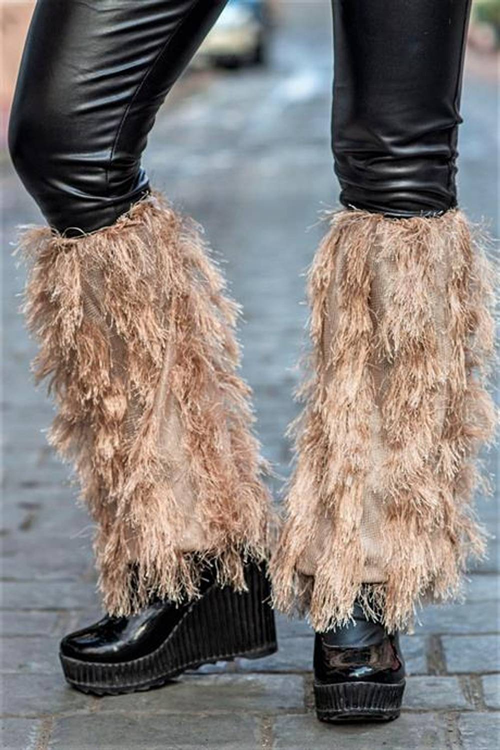 Markano Bej Püsküllü Triko Tozluk