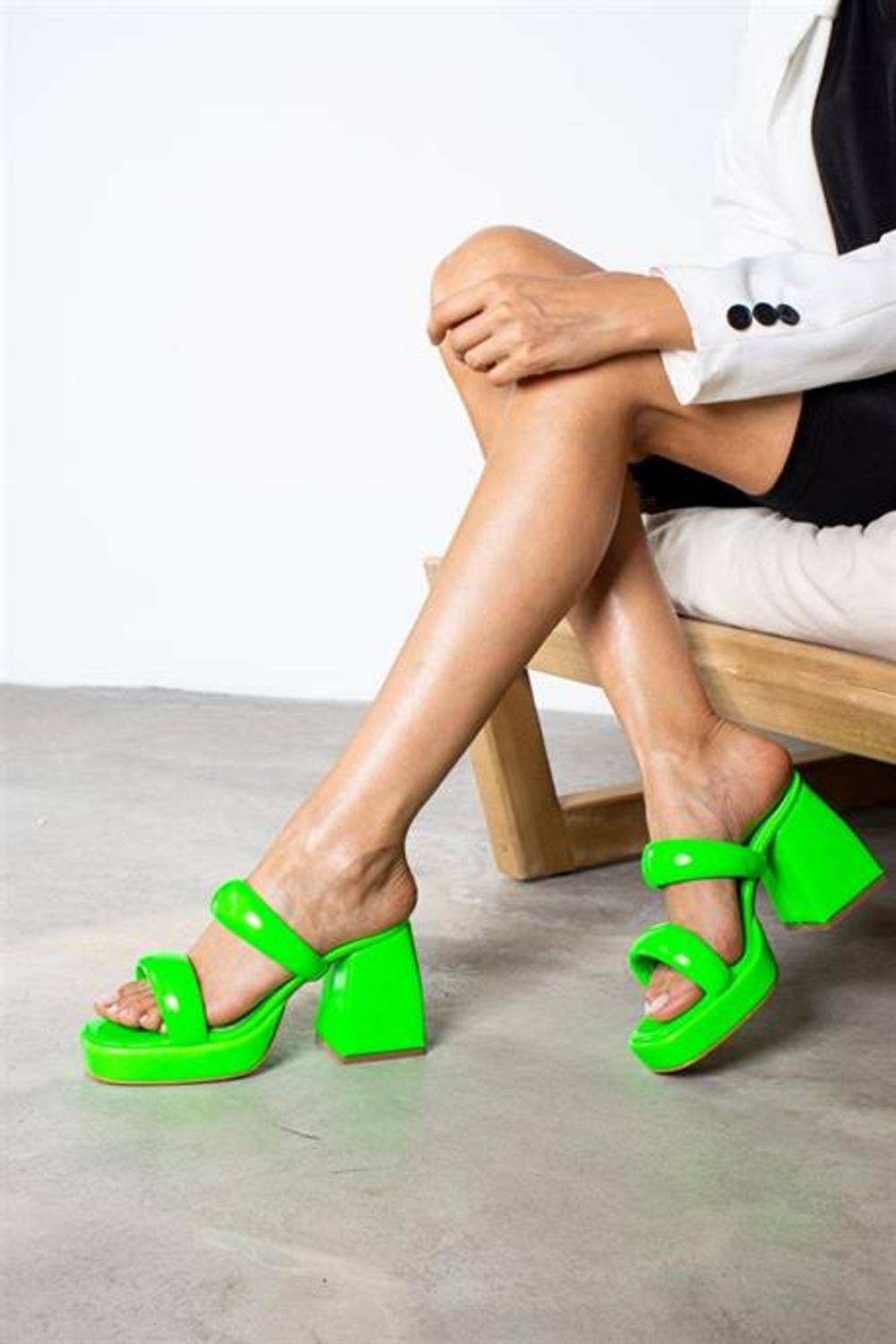 Markano Cybill Yeşil Rugan Şişme Biyeli Platformlu Kadın Terlik
