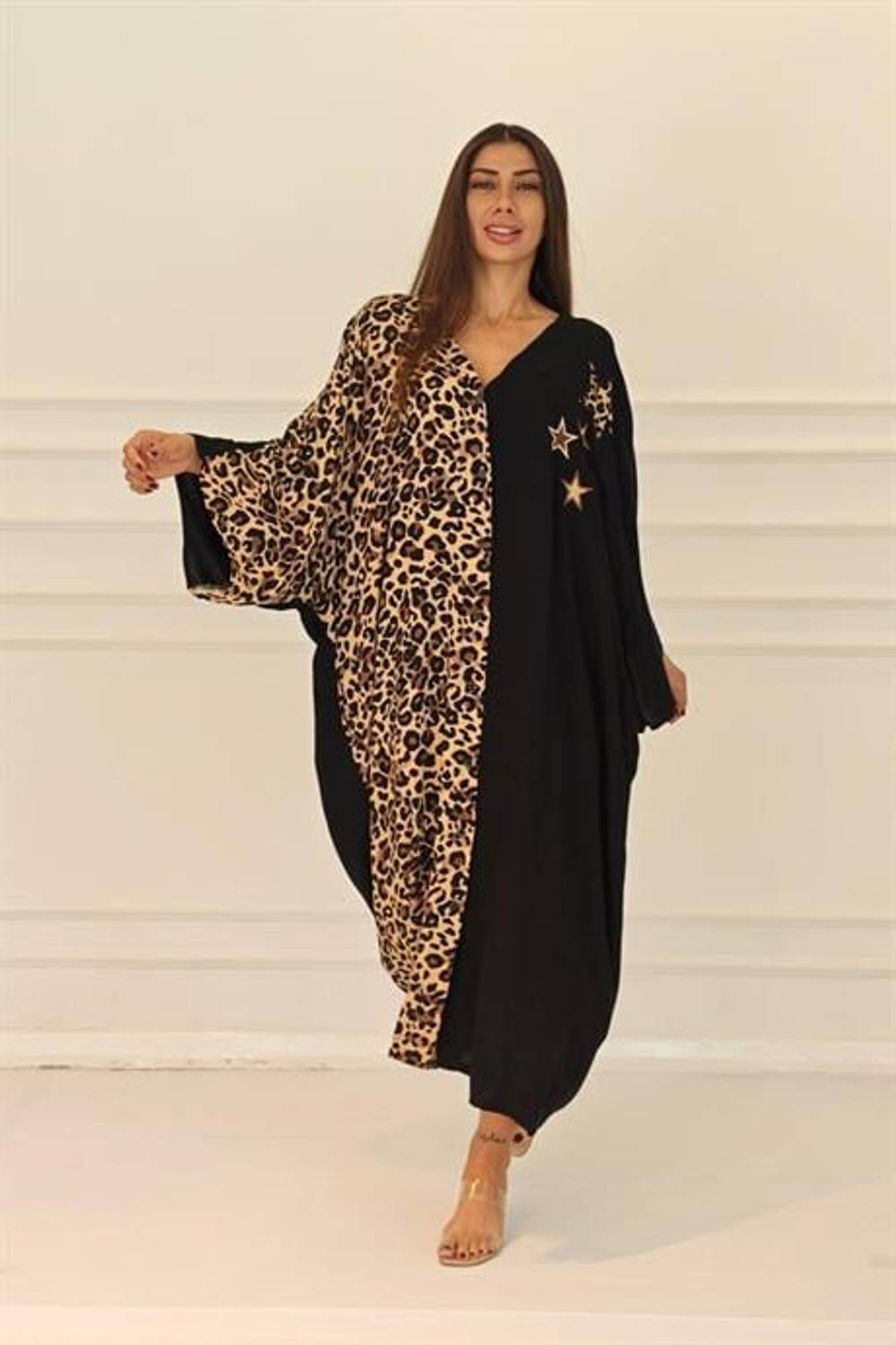 Markano Siyah Leopar Desen Renk Bloklu Yıldız Aplike Nakışlı Cepli Oversize Uzun Elbise