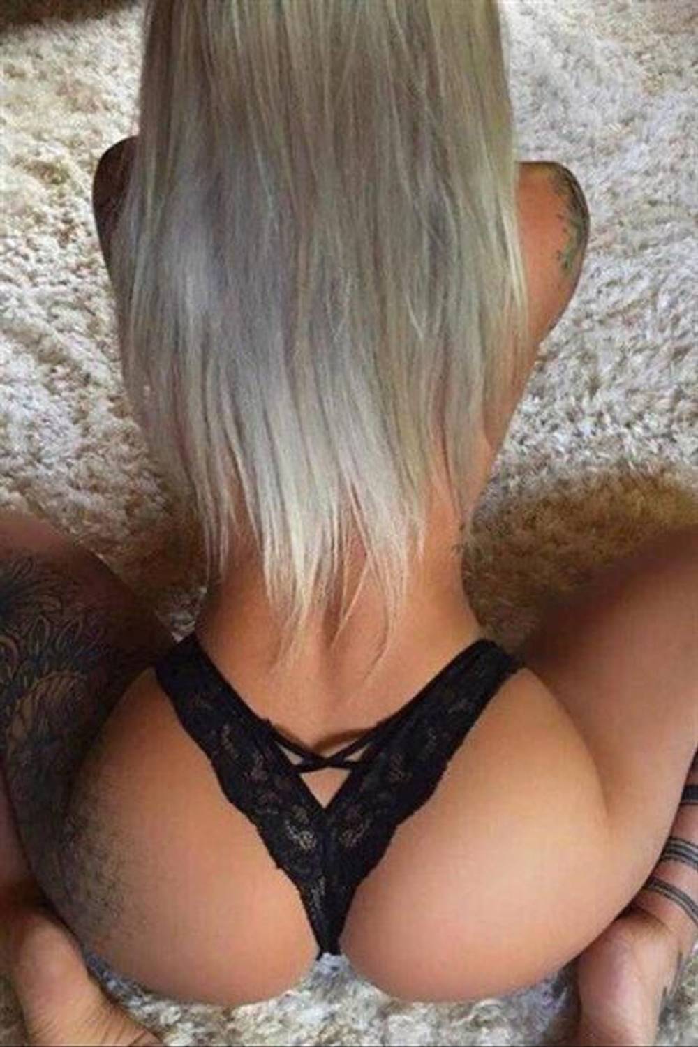 Markano  Arkası Çapraz Yarım Siyah Külot