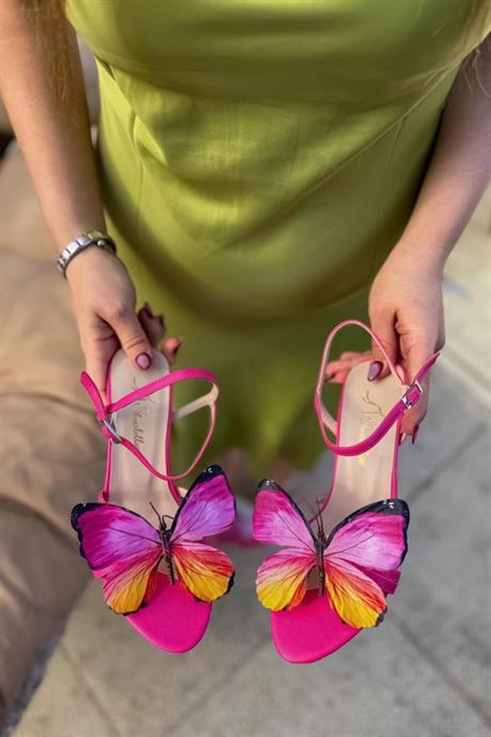 Markano Butter Fuşya Kelebek Detaylı Kadın Topuklu Ayakkabı