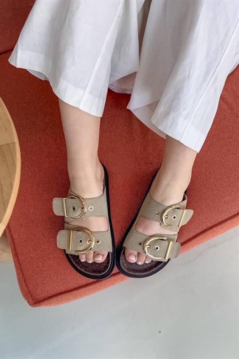 Markano Boris Vizon Çift Toka Detaylı Kadın Terlik