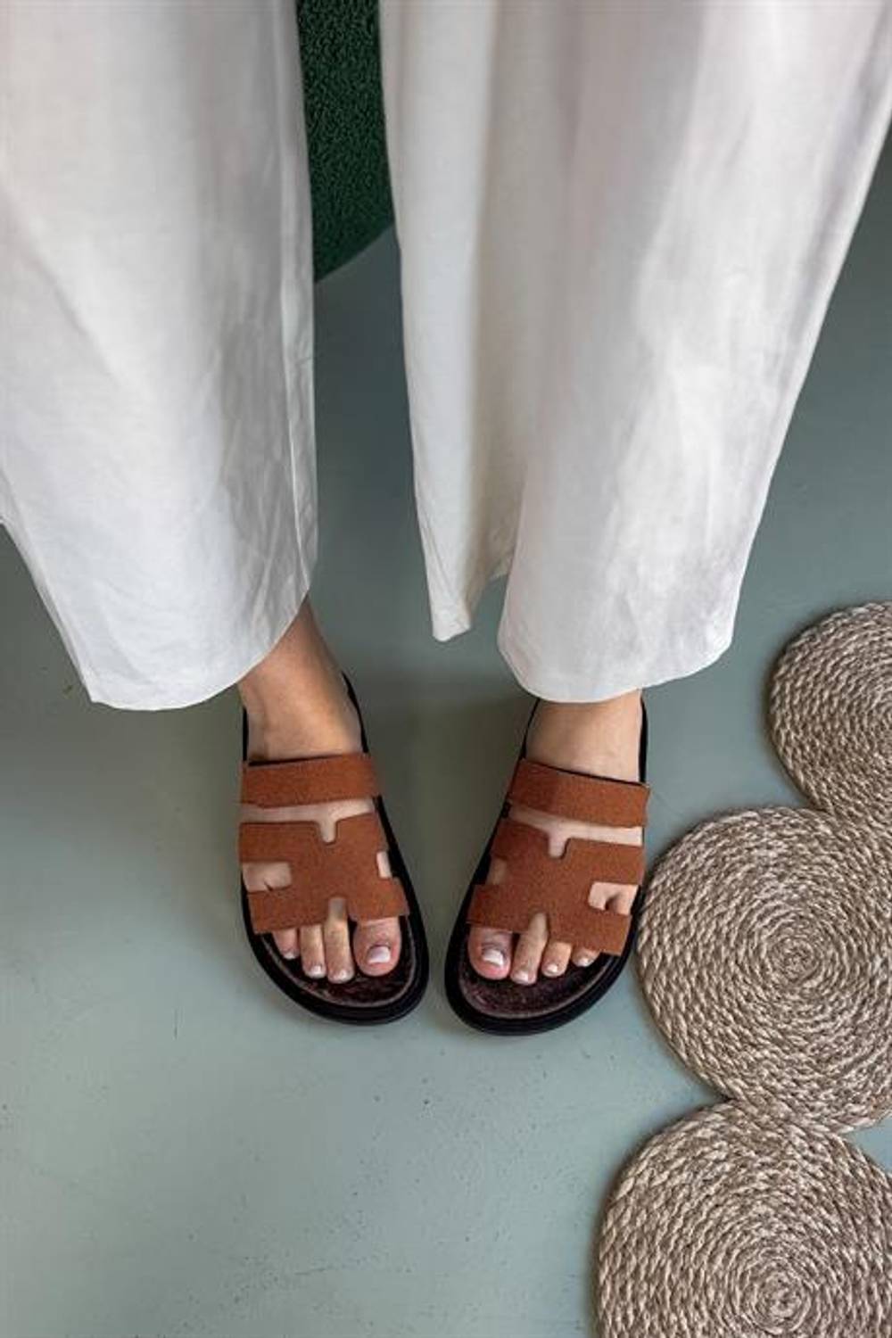 Markano Arthur Taba Cırt Detaylı Kadın Terlik