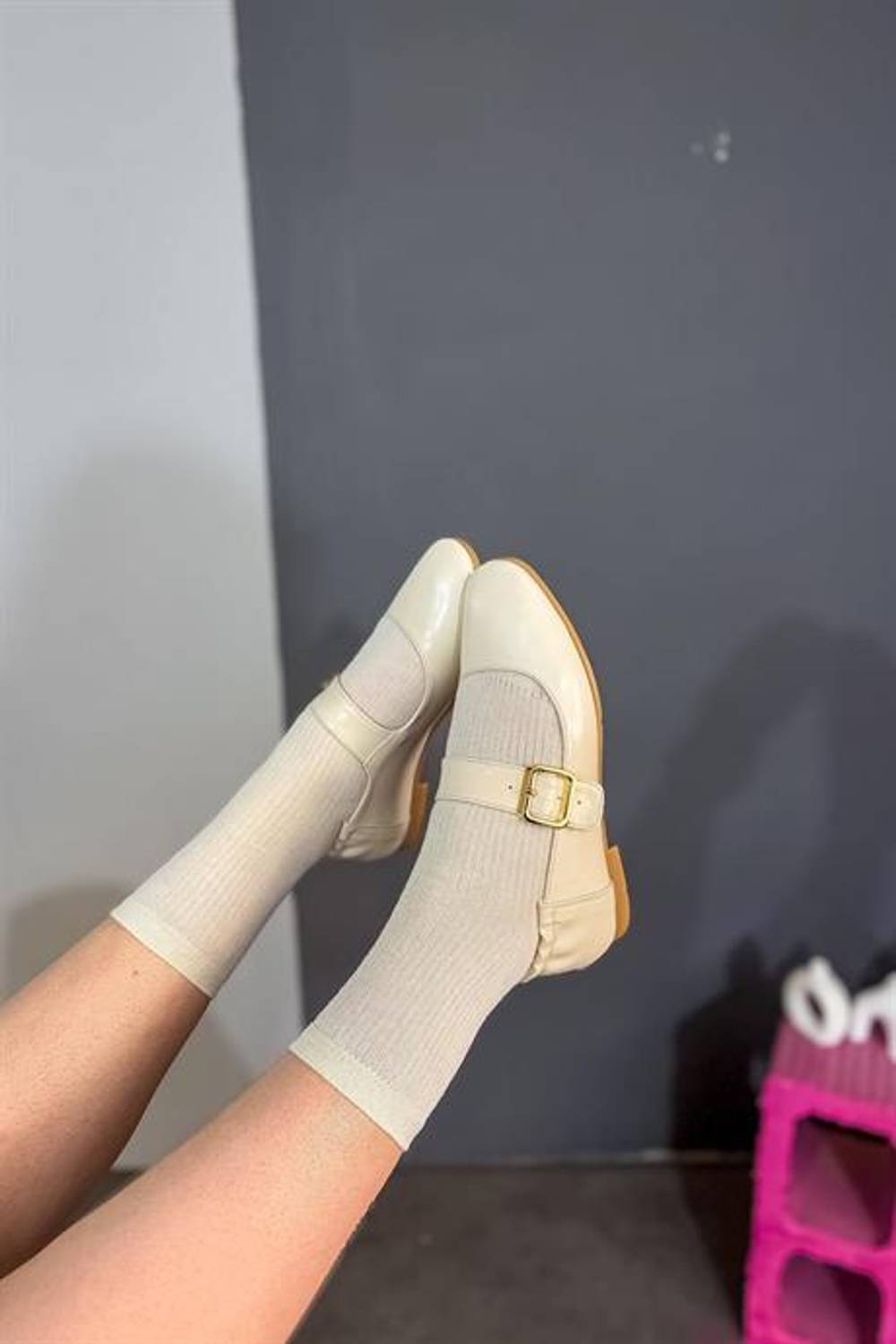 Markano Seai Bej Gold Toka Detaylı Kadın Babet