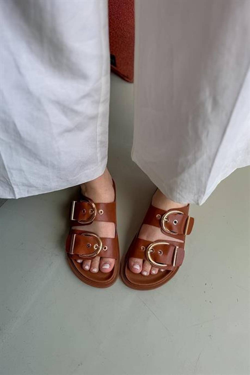 Markano Boris Taba Çift Toka Detaylı Kadın Terlik