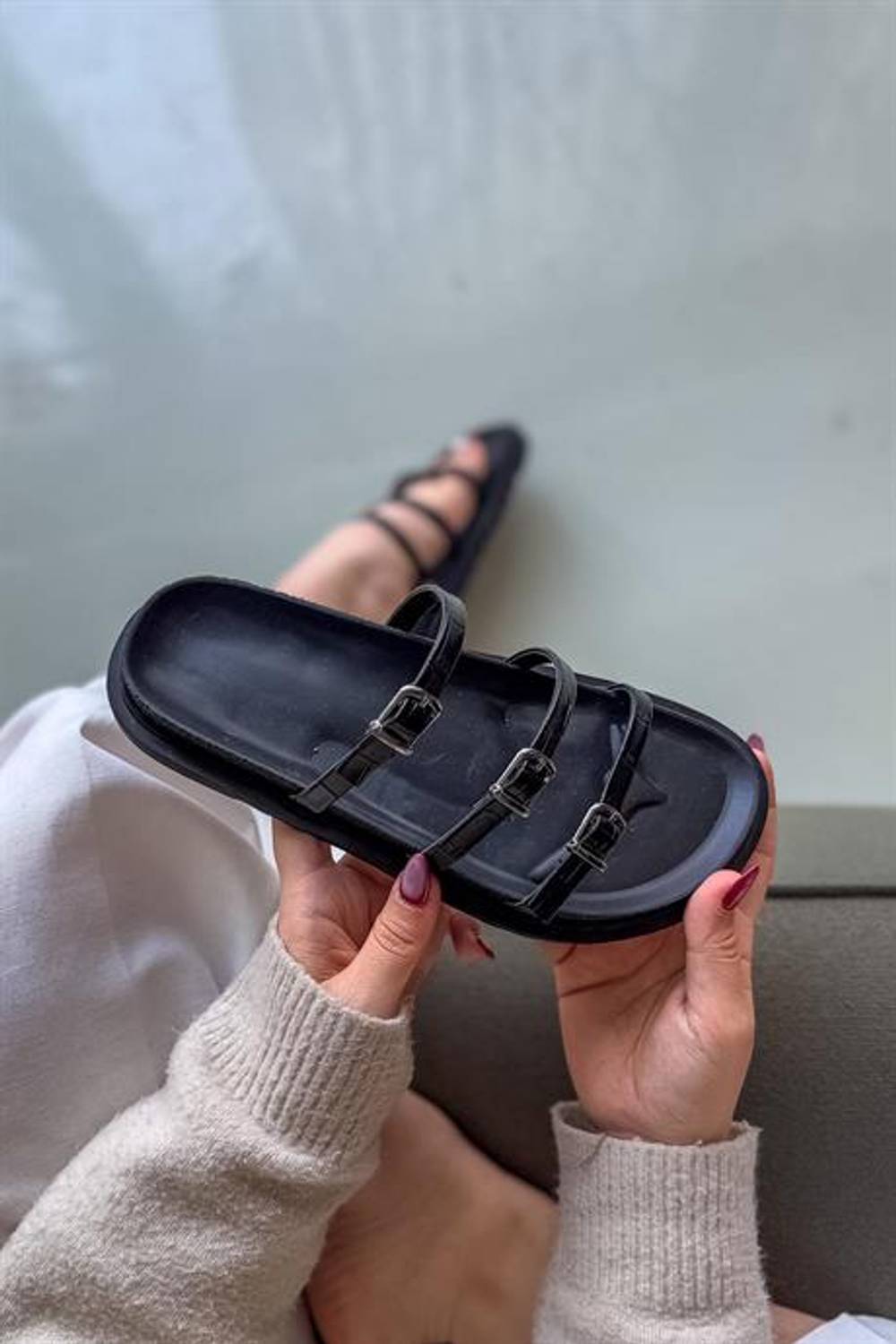 Markano Delma Siyah Üç Biyeli Kadın Terlik