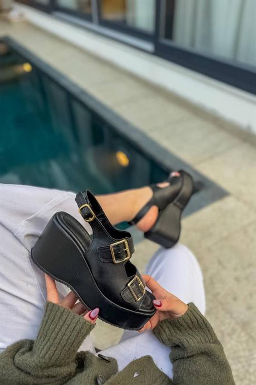 Markano Yessa Siyah Çift Toka Detaylı Kadın Sandalet