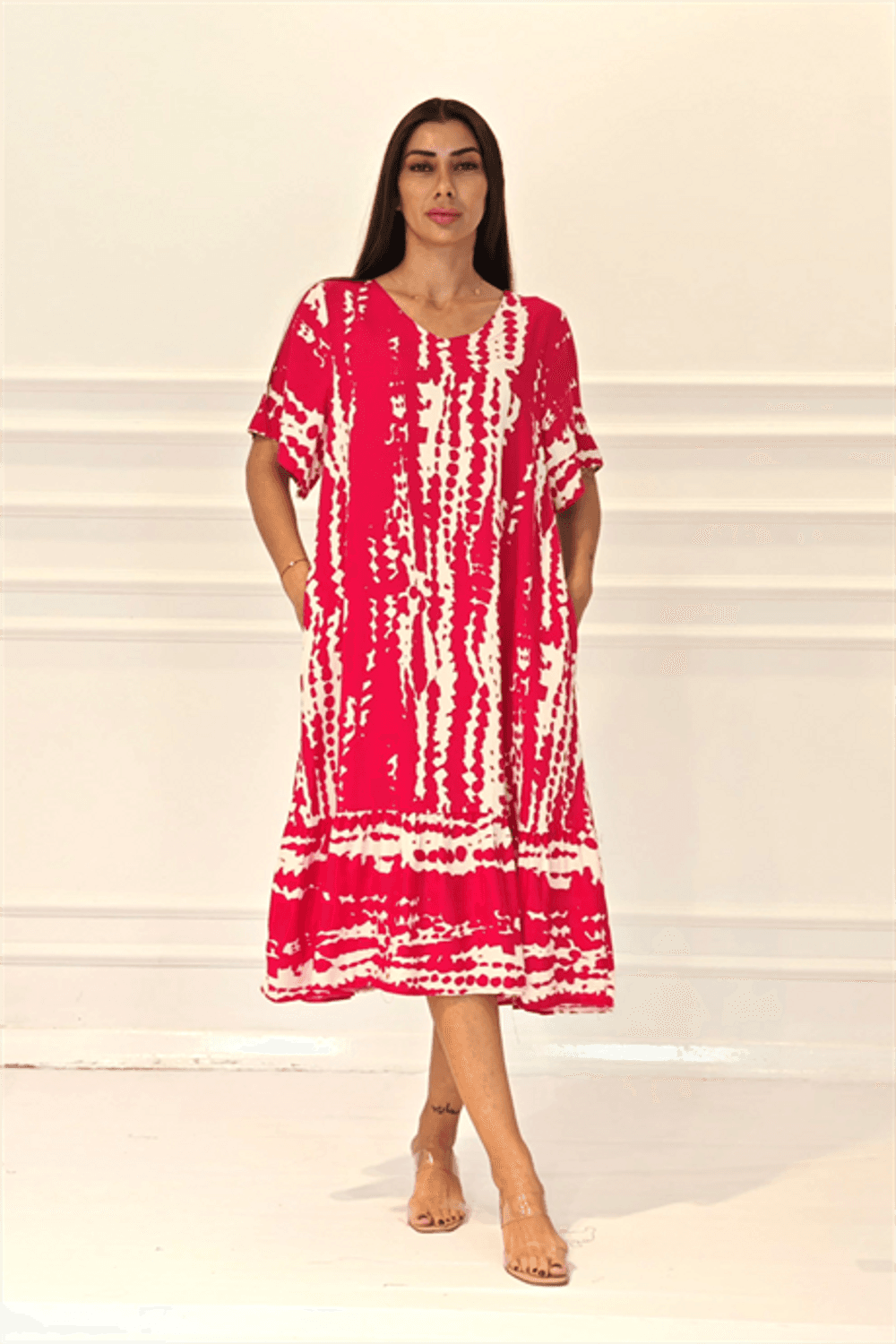 Markano Fuşya Desenli V Yaka Cepli Etekleri Fırıfırlı Midi Elbise