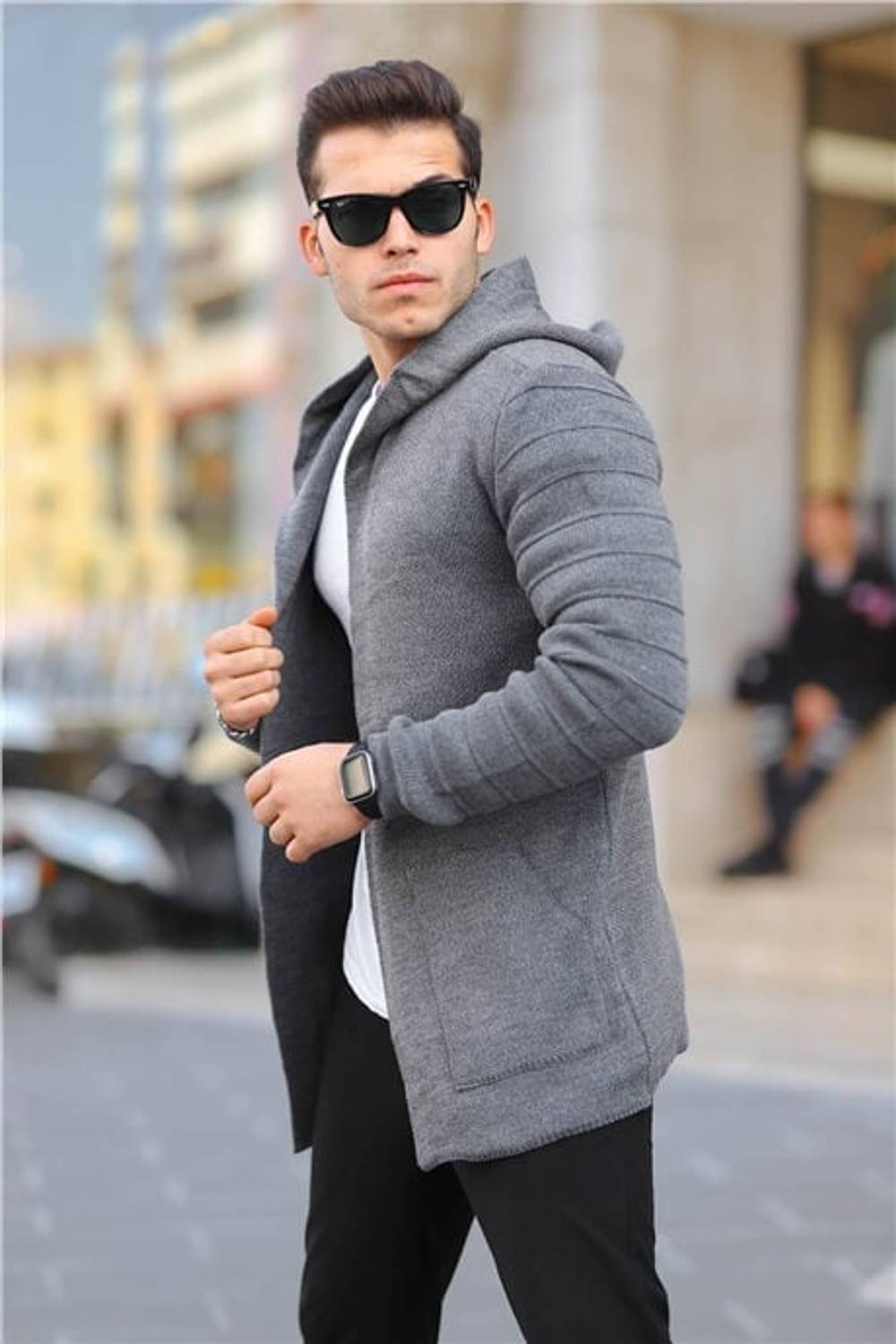 Чоловічий піджак пончо сірого кольору з капюшоном та двома кишенями, м'яка пряжа, розміри S-M та L-XL