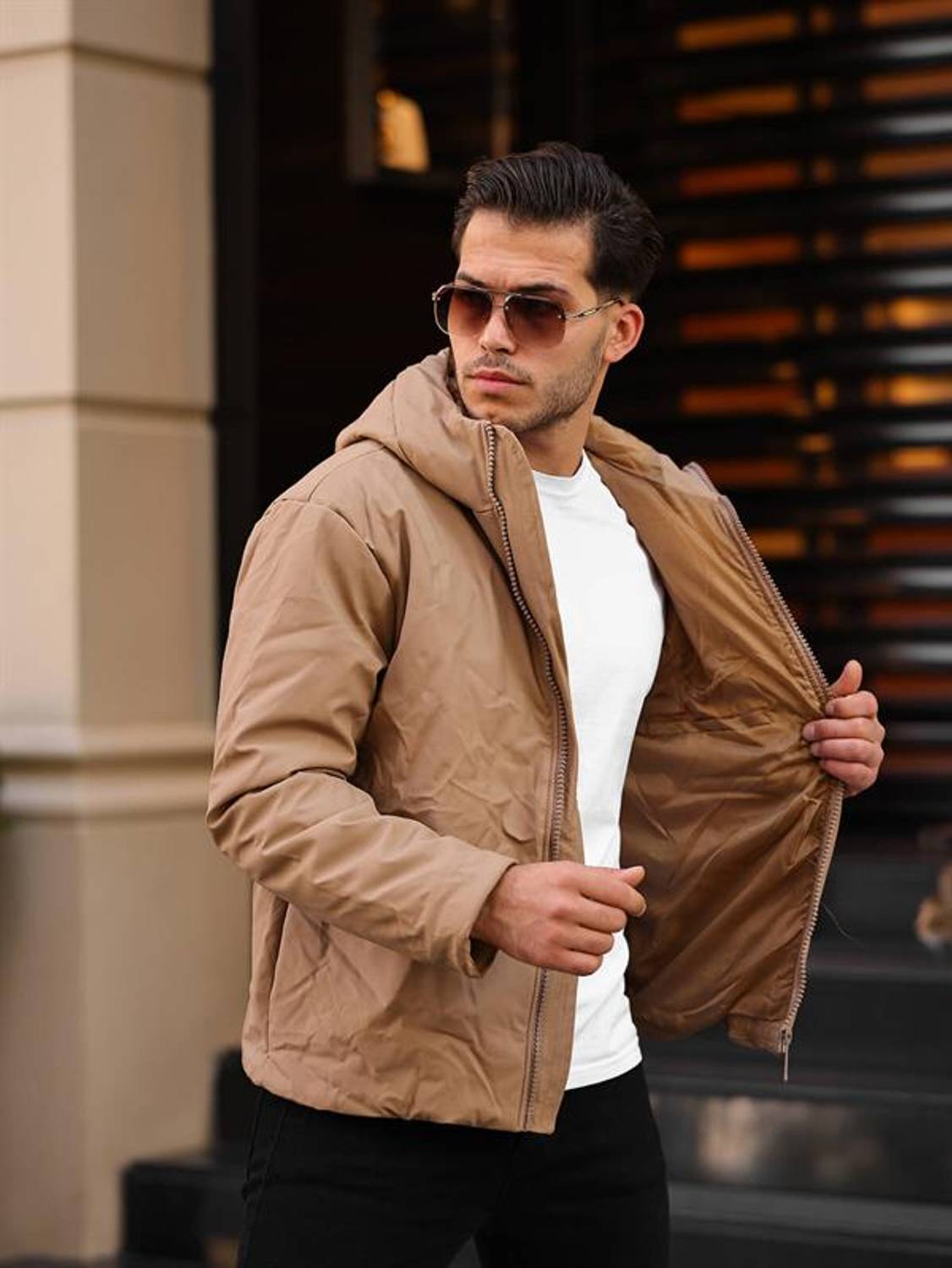 Капюшонна куртка з штучної шкіри - бежевий, фітнес-розмір, з мікрофібровим наповнювачем, застібка на блискавці, 5 розмірів