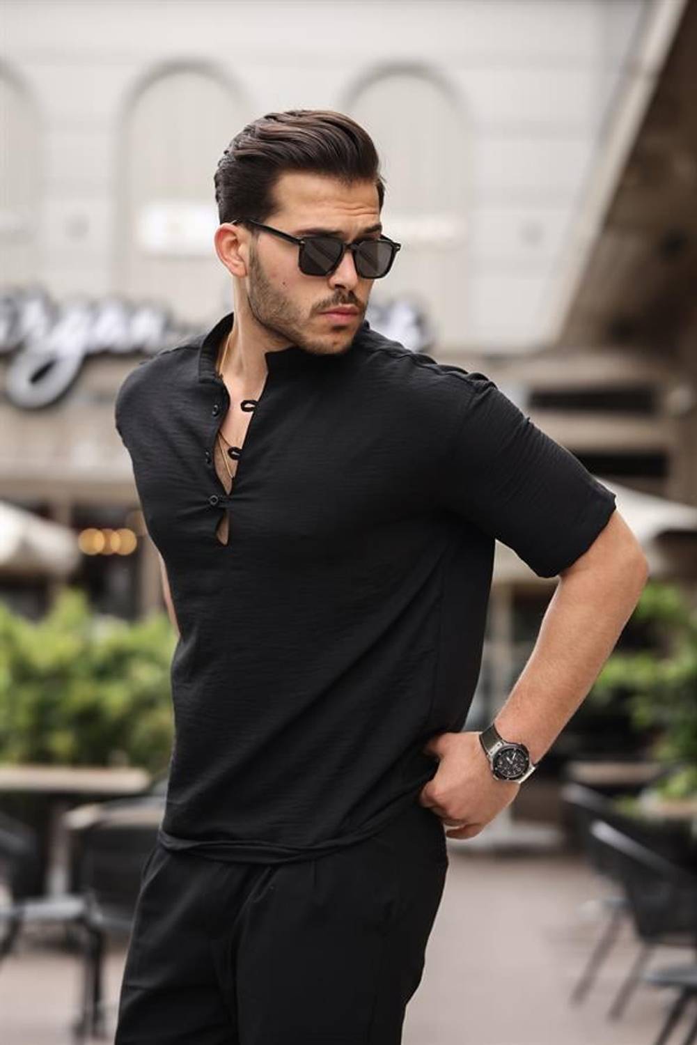 Удобная Oversize рубашка с коротким рукавом из бамбука, черная, для стильного и комфортного повседневного образа