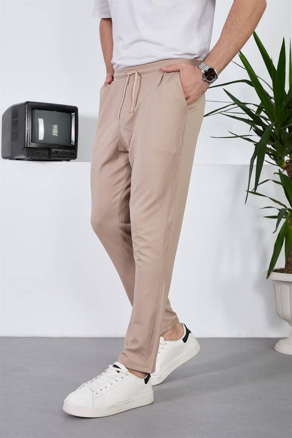Diagonal Textured Elastic Waist Stretch Pants - Beige for Stylish Comfort and Daily Wear