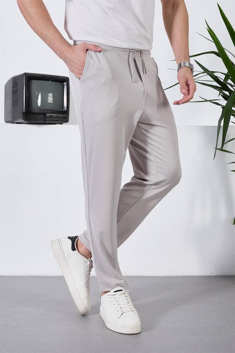 Diagonal Textured Stretchy Waist Pants - Grey for Stylish Comfort
