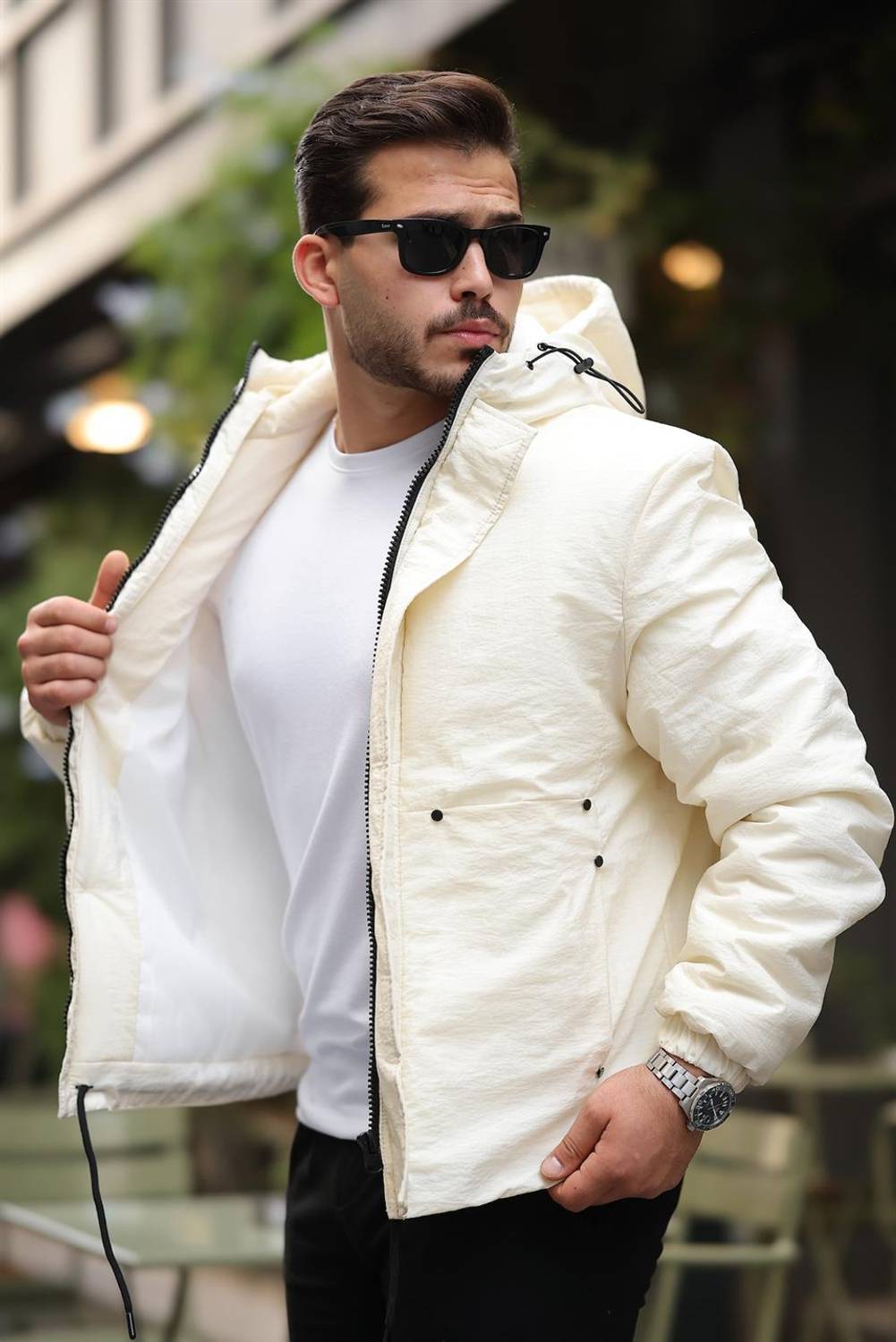 Oversize Cep Detaylı Kapüşonlu Hafif Şişme Mont - Ekru