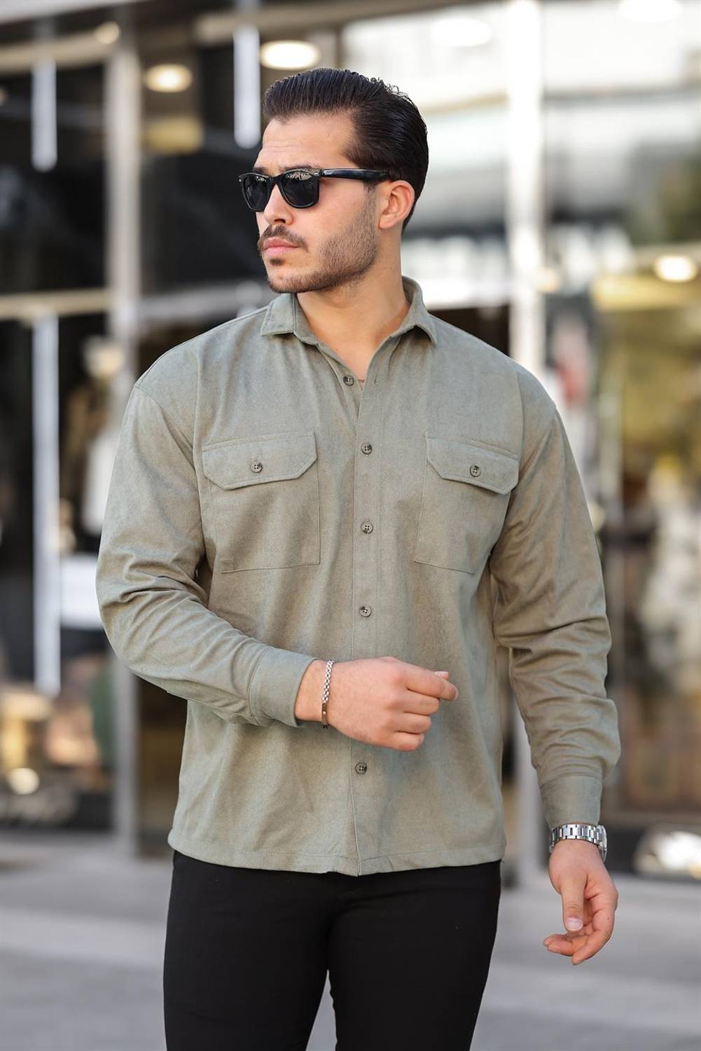 Чоловіча велюрова сорочка великого розміру з двома кишенями, світлооливкова, легка та комфортна
