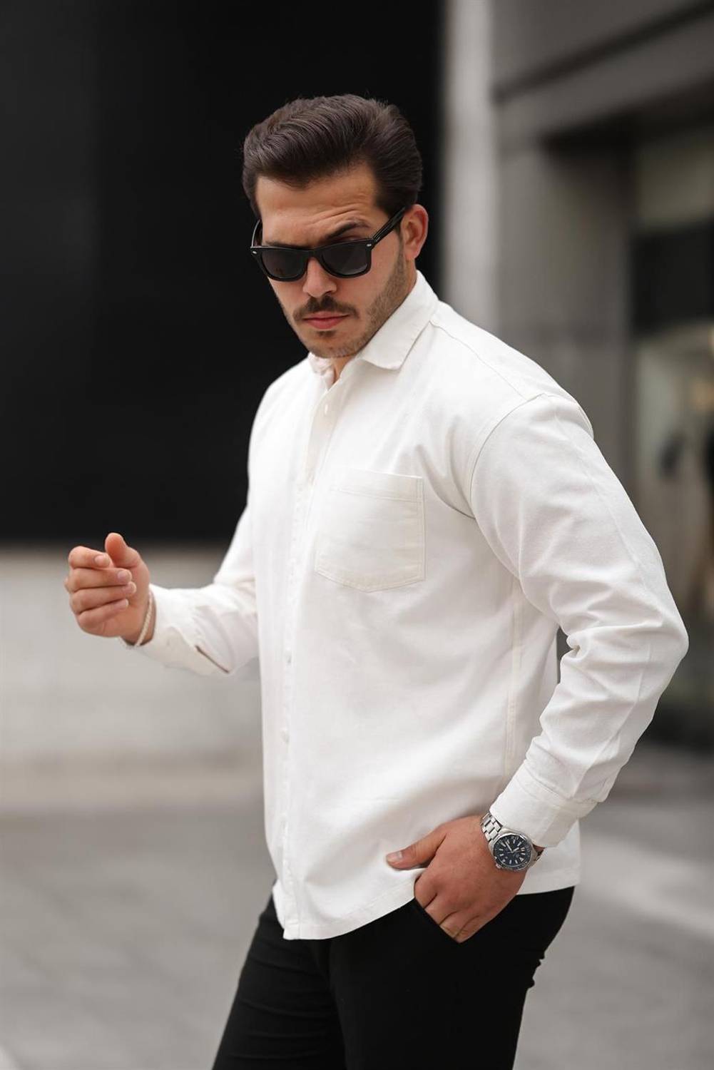 Tek Cepli Oversize Gabardin Kumaş Erkek Kadife Gömlek - Beyaz