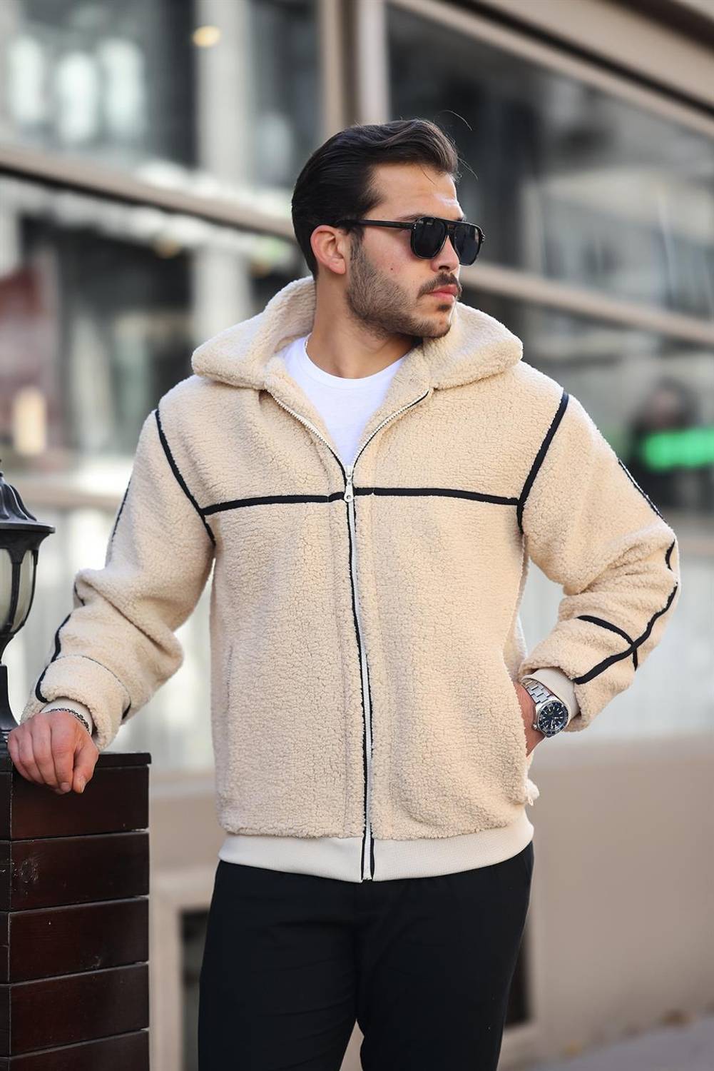 İçi Astarlı Şerit Detaylı Peluş Mont - Ekru