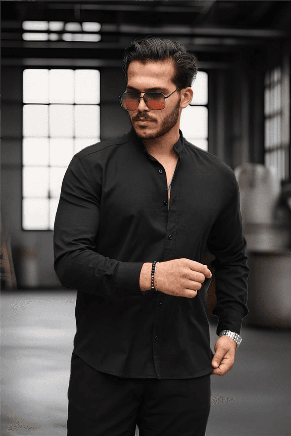 قميص طويل الأكمام برقبة حاكم من قماش أوكسفورد - أسود، مصنوع من 100% قطن، تصميم عصري يناسب الاستخدام اليومي والمناسبات الخاصة