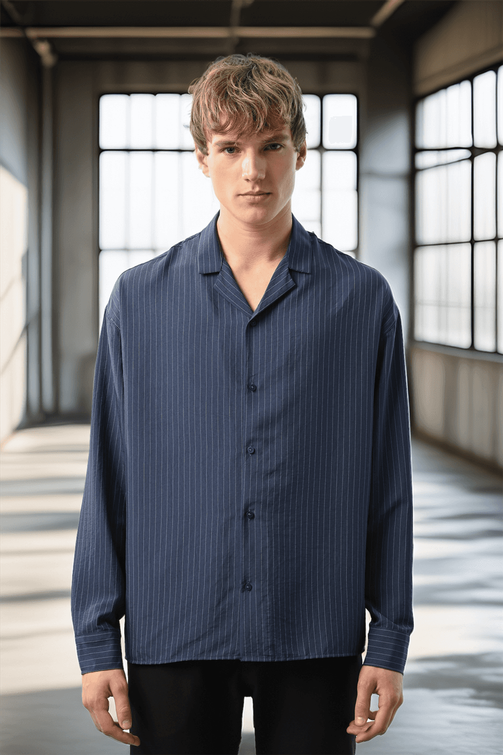 Viskon Dikey Çizgili Rahat Kalıp Erkek Gömlek - Lacivert