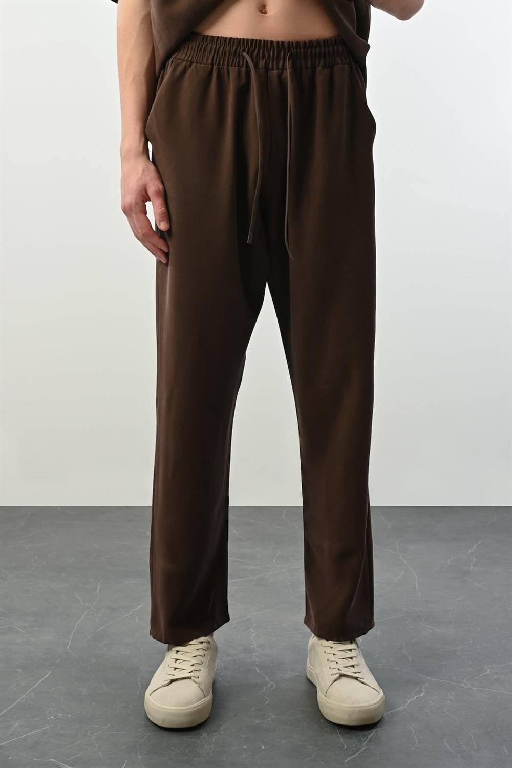 Soft Touch Kumaş Baggy Kalıp Lastikli Erkek Pantolon - Kahve