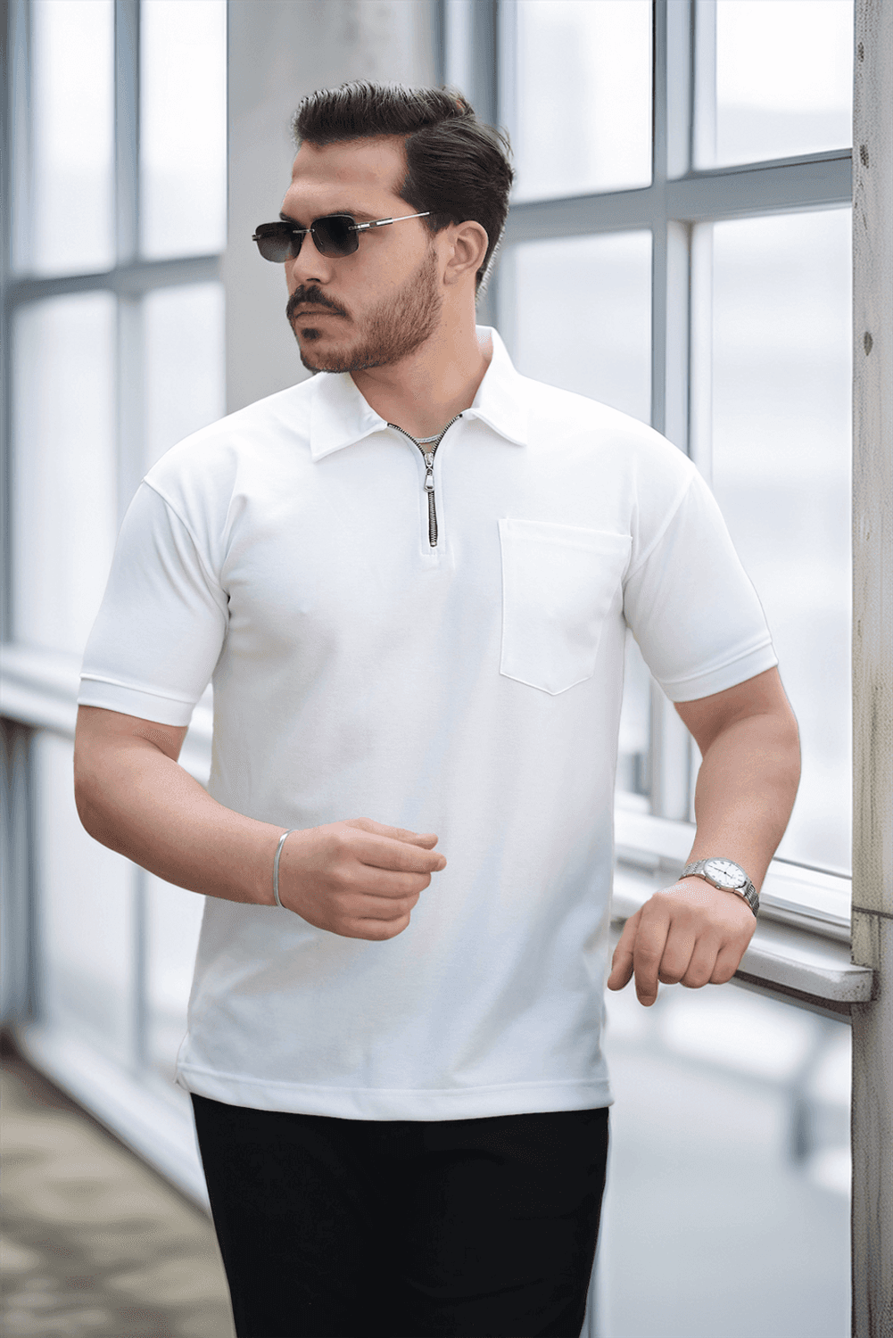 Yarım Fermuar Tek Cepli Erkek T-Shirt - Beyaz