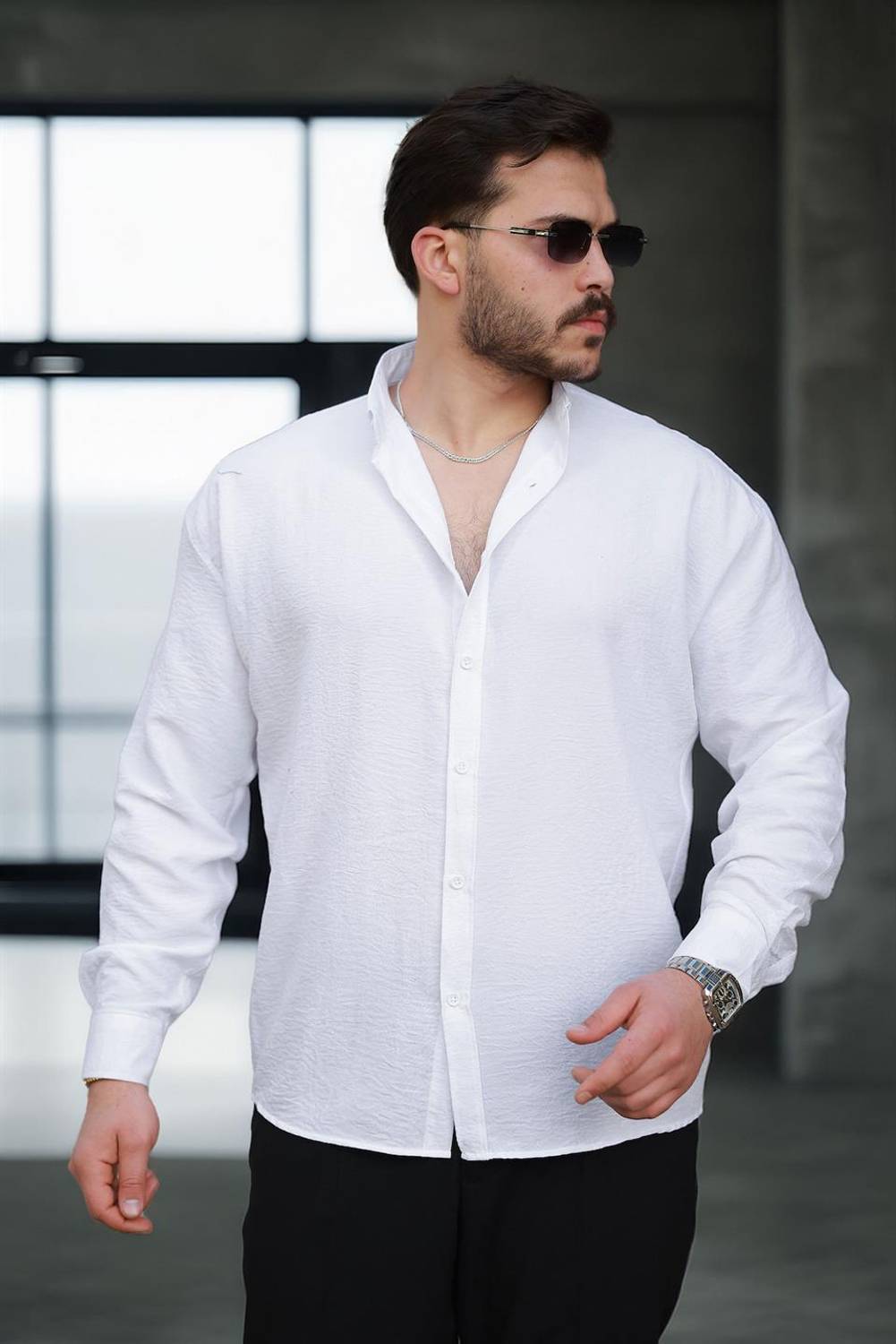 Yumuşak Dokulu Yarım Oversize Erkek Gömlek - Beyaz