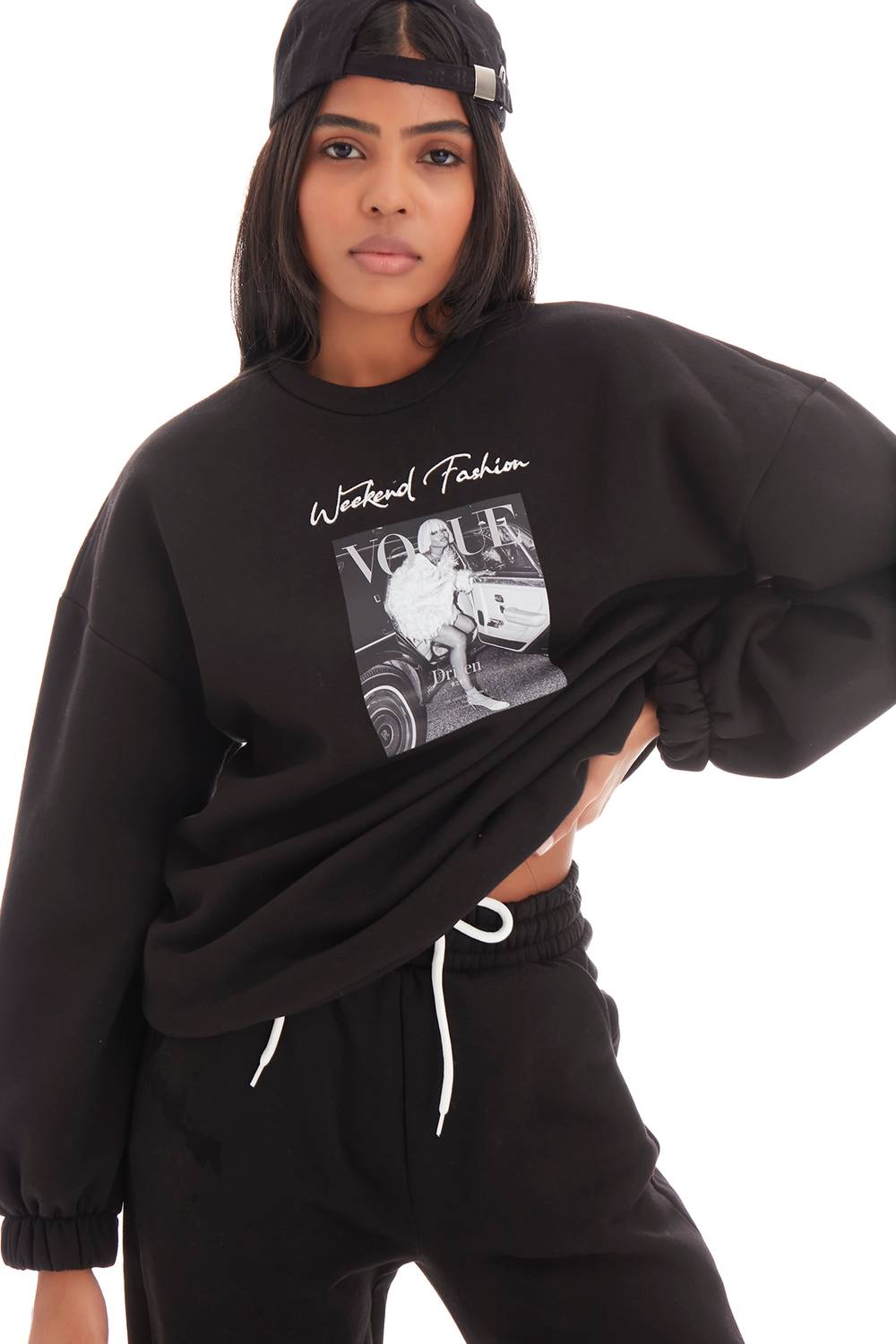Women's Black Color Three-Thread Inner Raised Front Printed Sweatshirt