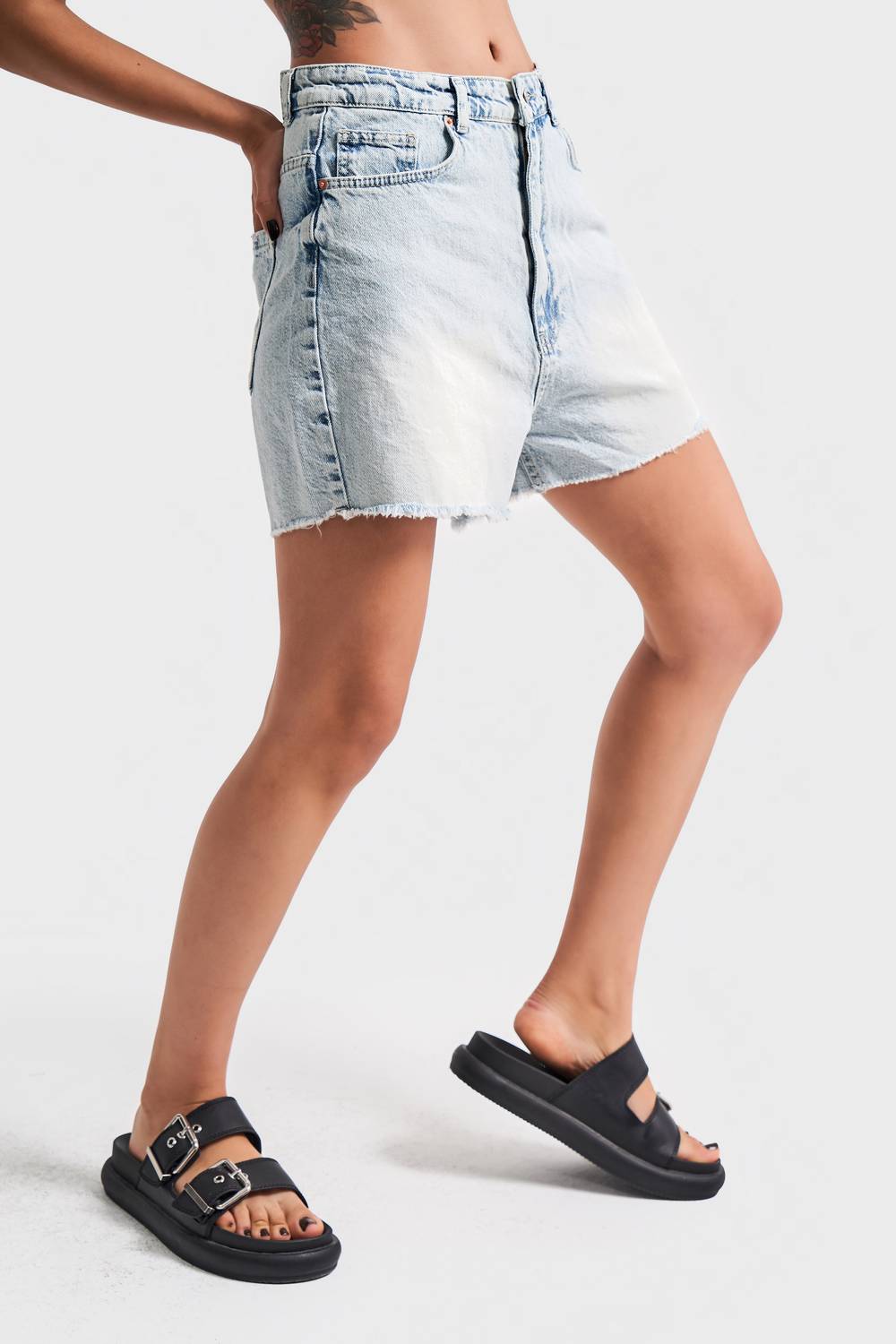 Жіночі міні джинсові шорти "Snow" з вільним кроєм, 100% бавовна, розмір 34/36