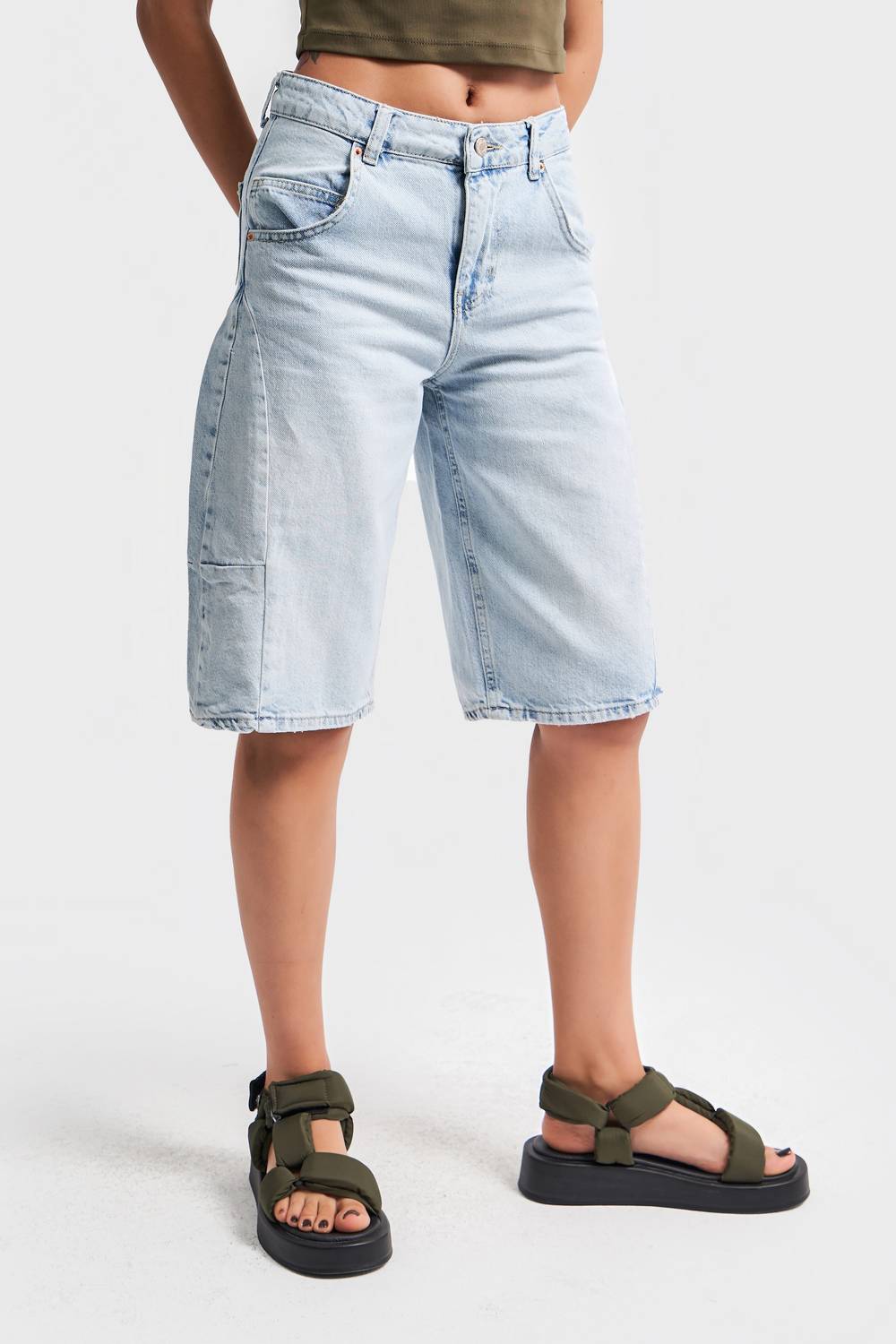 Kadın Snow Kot Rengi Midi Boy Barrel Fit Denim Şort