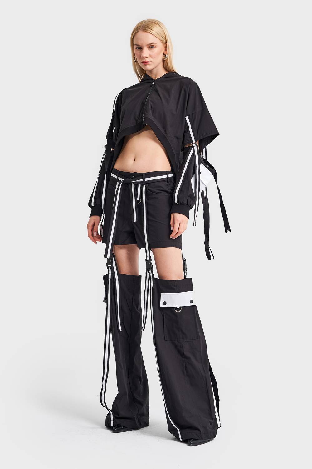 Women's Black Versatile Pants and Shorts Design, Size L