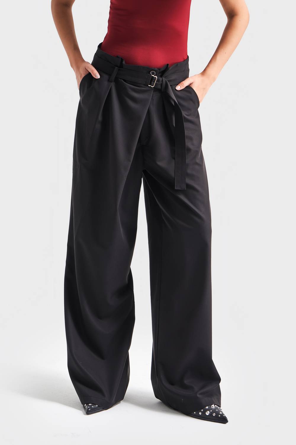 Kadın Siyah Renk Kemer Detaylı Palazzo Fit Süper Bol Palazzo Pantolon