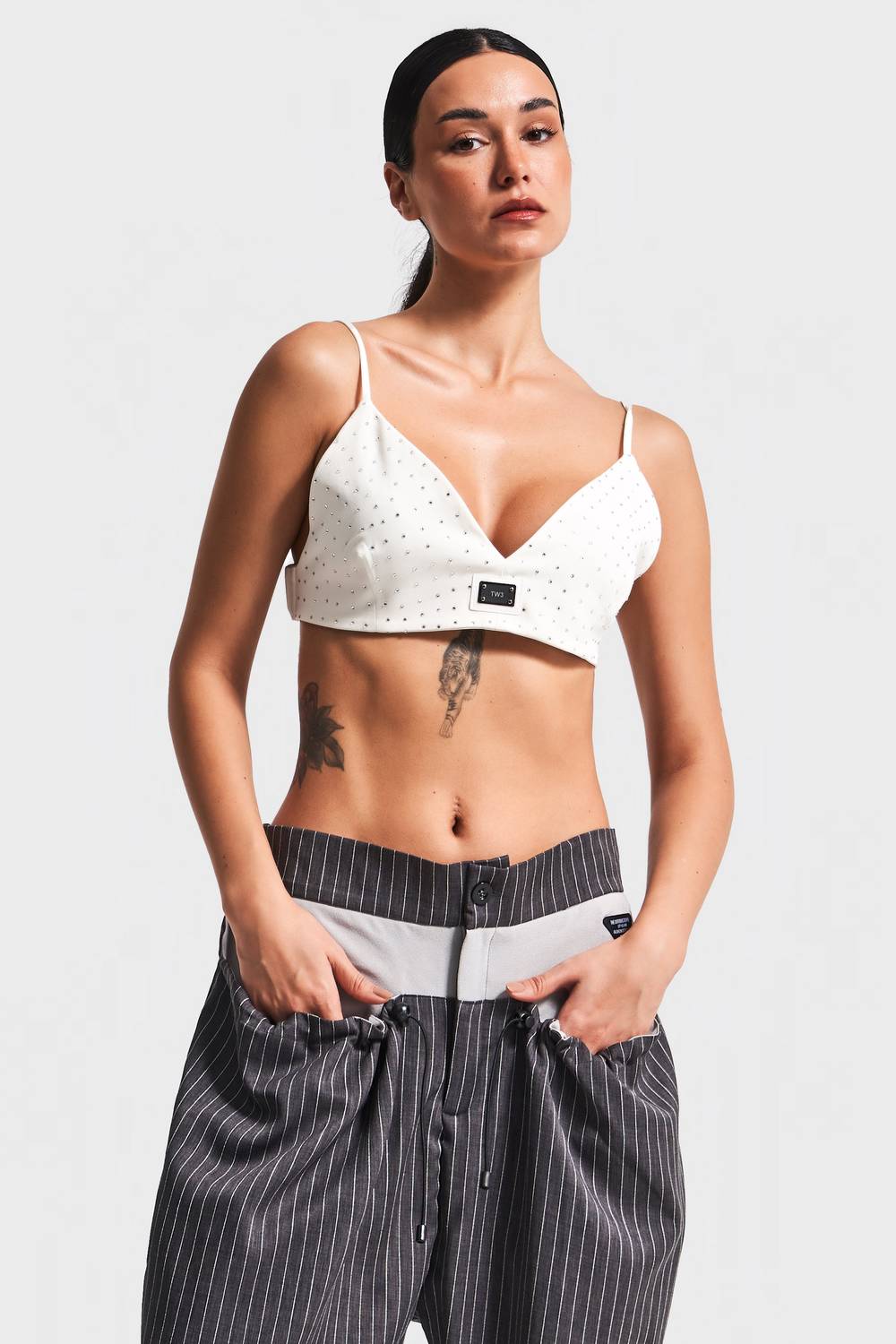 Kadın Ekru Renk Parlak Taşlı Askılı Tasarım Büstiyer