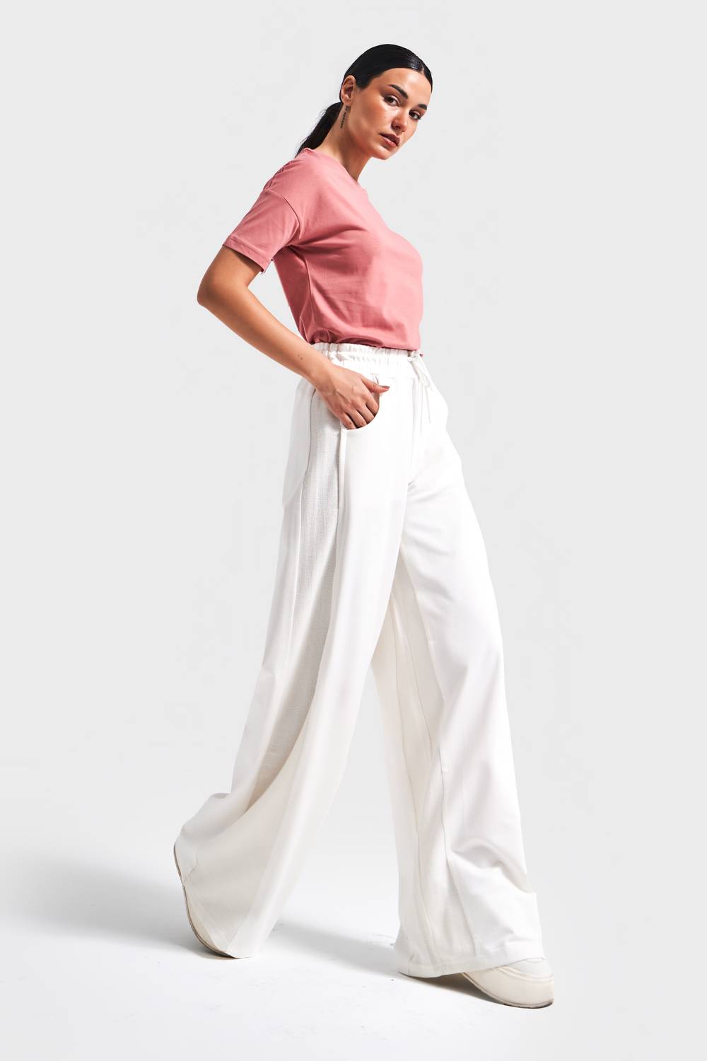 Kadın Ekru Renk Palazzo Fit Şerit Detaylı Pamuk Kumaş Rahat Kesim Tasarım Pantolon