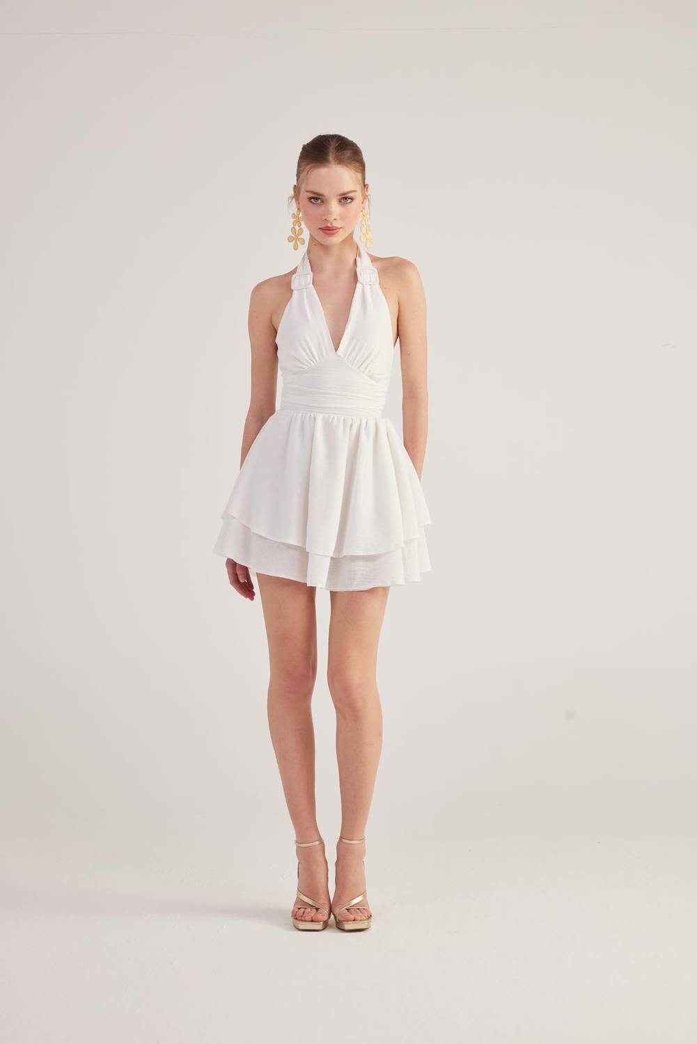 Елегантна білосніжна сукня на зав'язках з клошем, модель XS