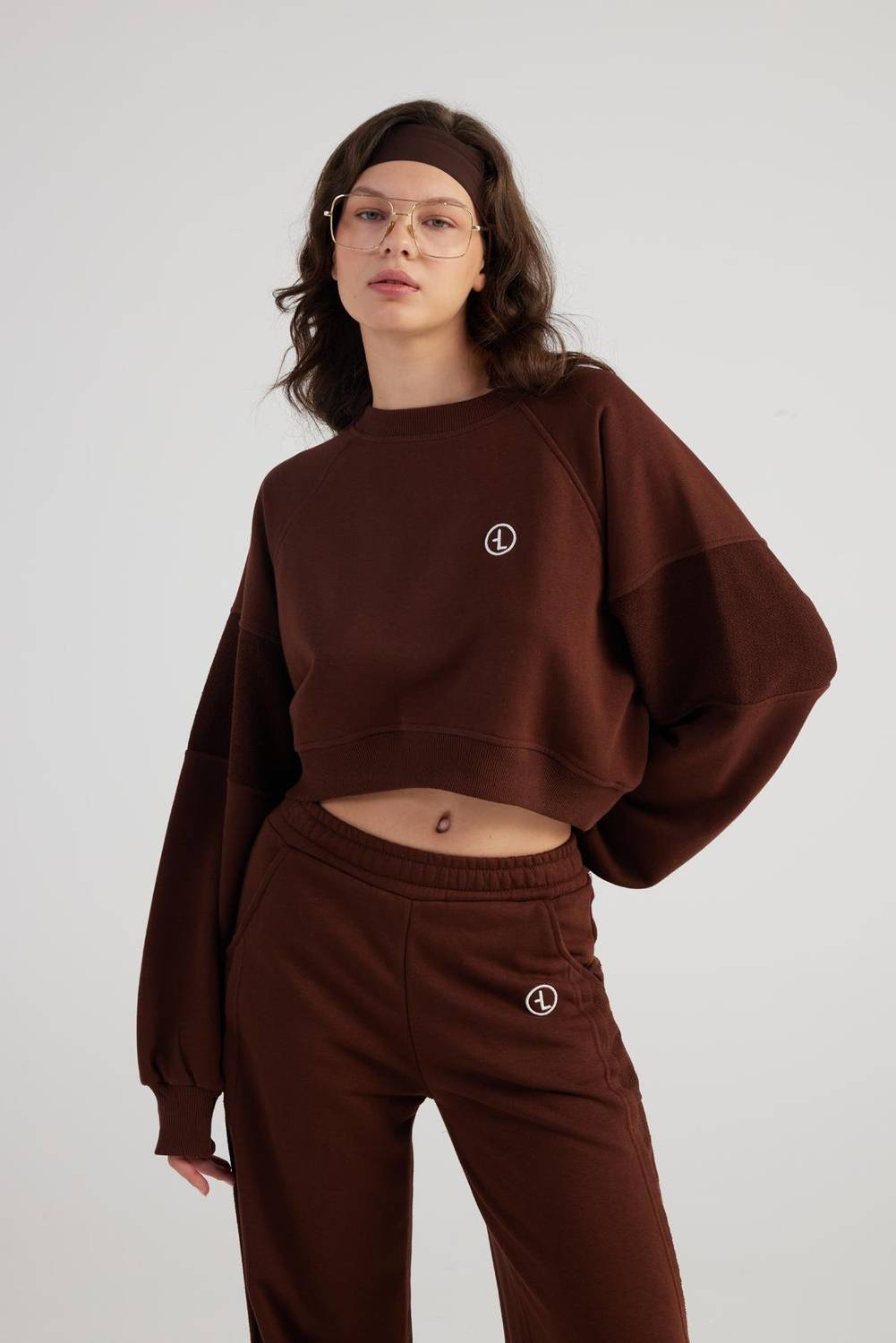 Holly Lolly Cali Embroidered Crop Sweatshirt in Brown, XS Size, Comfortable 3-Thread Fabric and Sleeveless Design