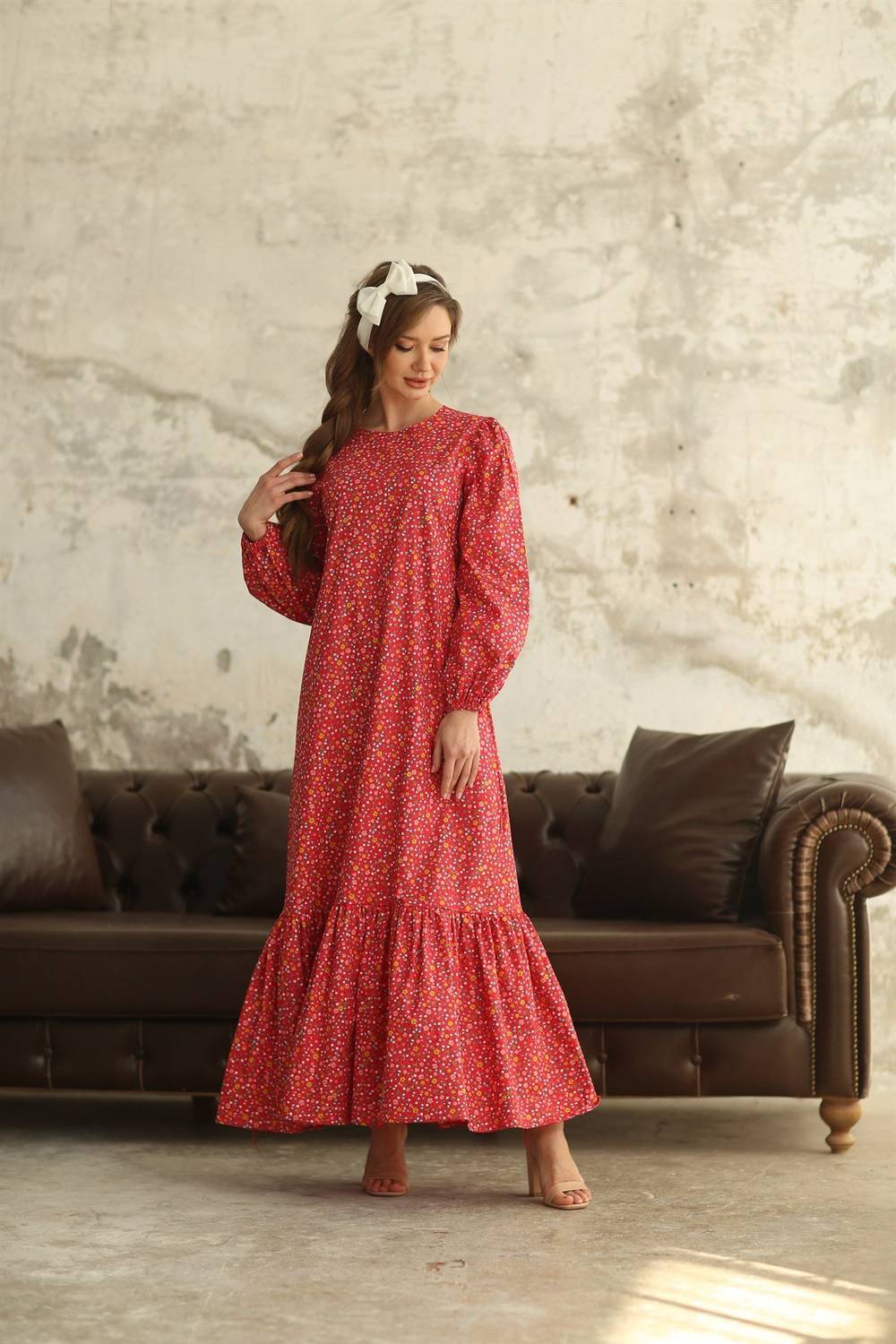 Tesettür Kırmızı Çiçekli Etek Ucu Fırfırlı Poplin Elbise